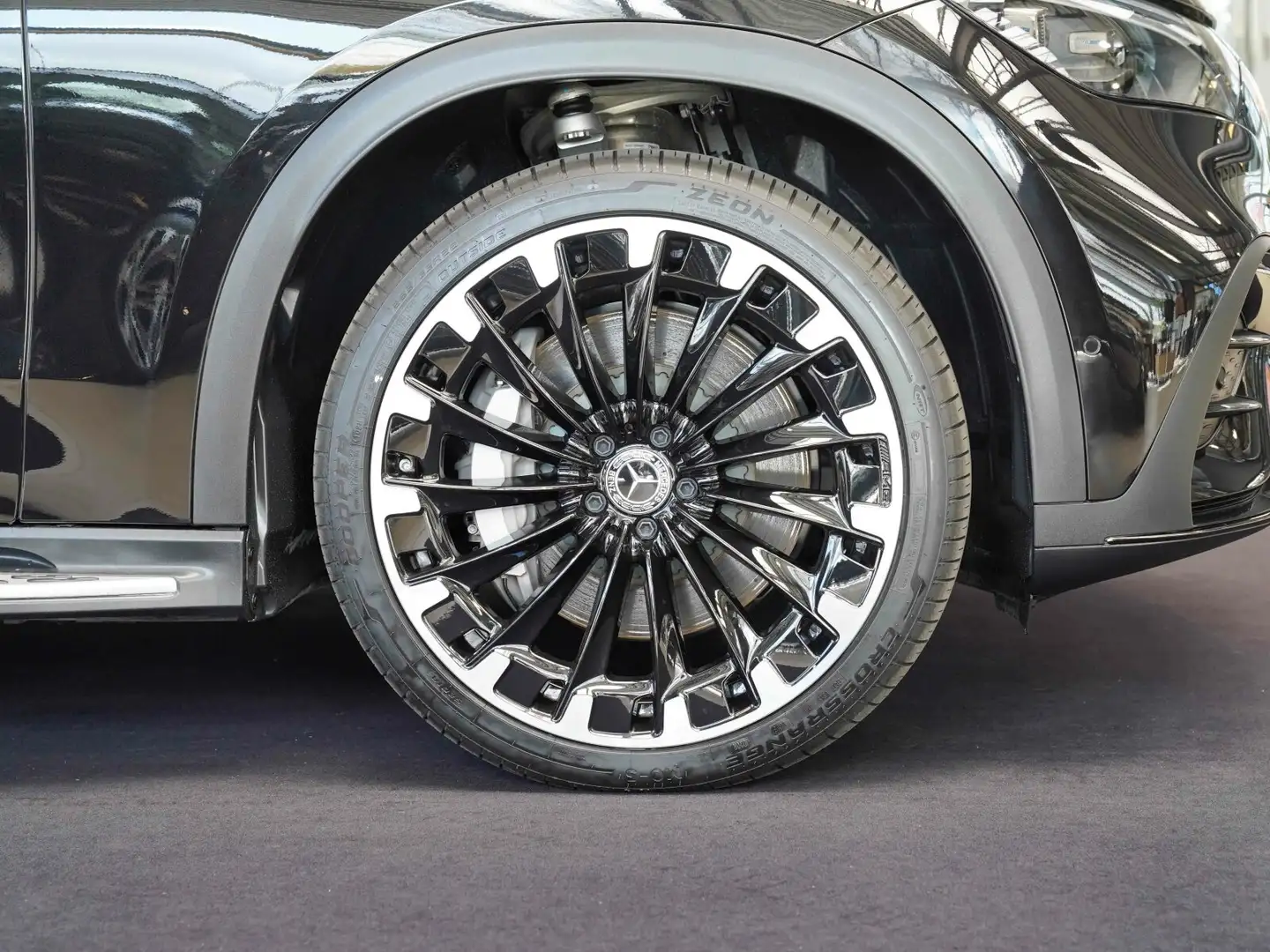 Mercedes-Benz EQE 350 EQE 350 350 4M AMG Line Premium+ AIRMATIC AHK TV Чорний - 2