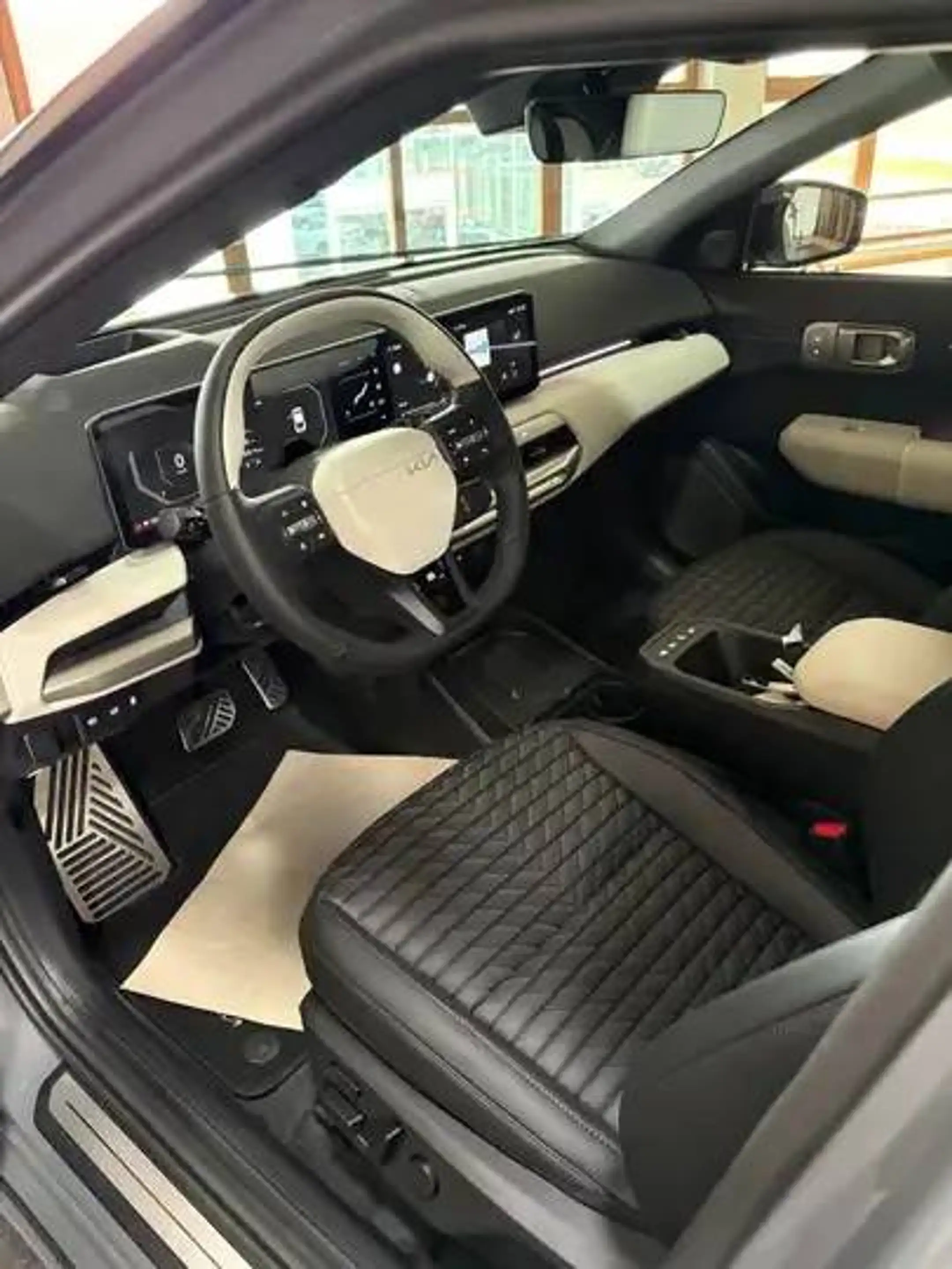 Kia EV4 GT-Line Fastback (4-türer) — photo 9