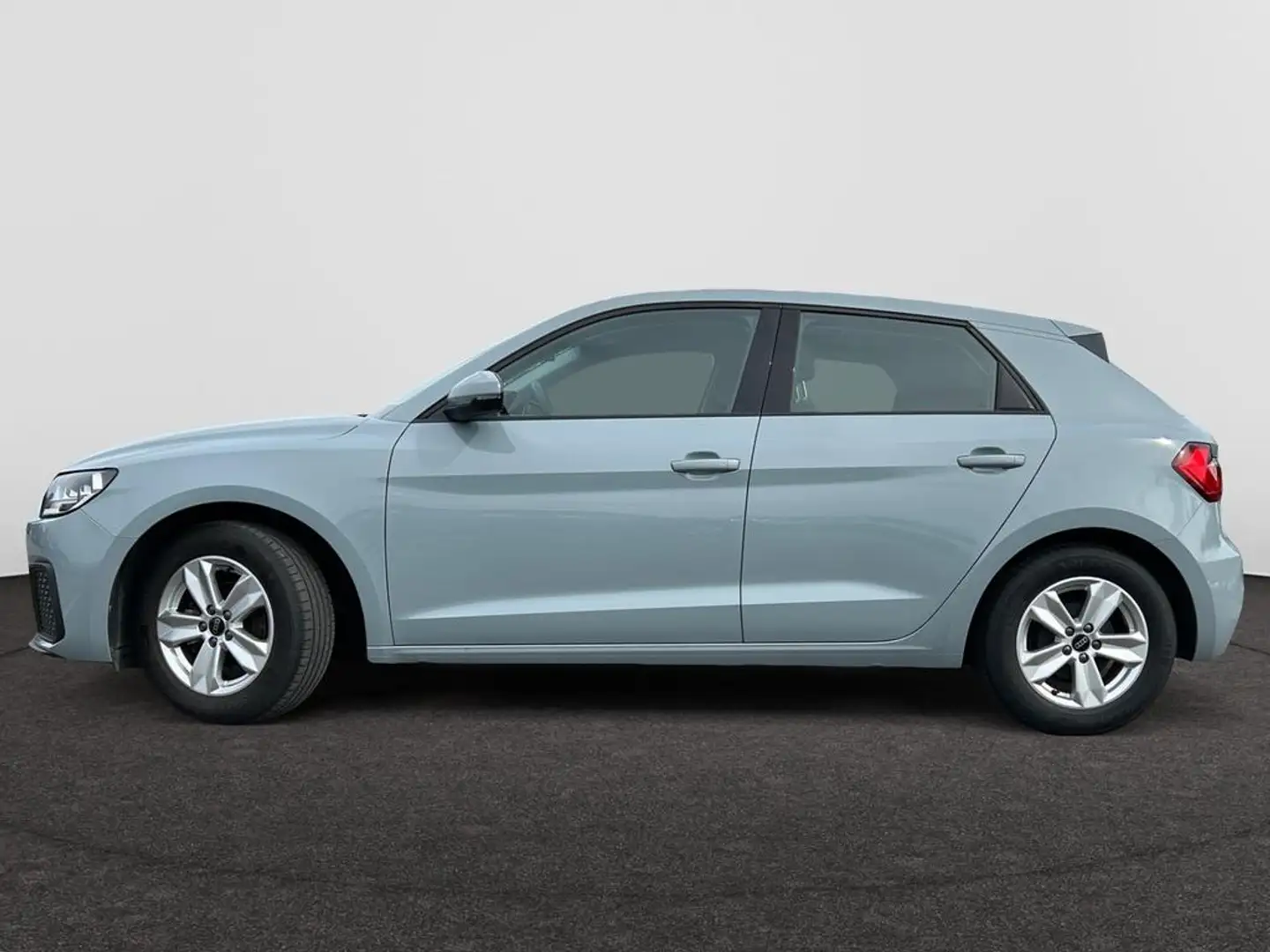 Audi A1 Sportback Audi A1 Sportback Business Edition Attraction 25 TFSI 70(95) kW(pk) S tronic Gris - 2