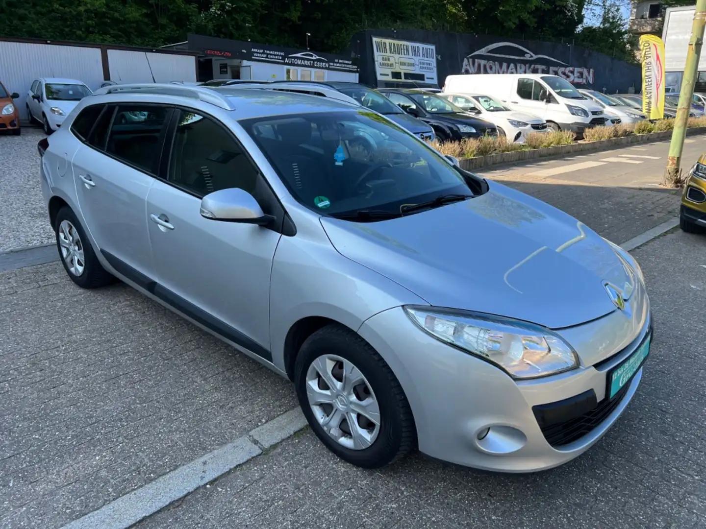 Renault Megane *TÜV NEU*KLIMA*2 HAND*SEHR SAUBER*TOP* Silber - 2