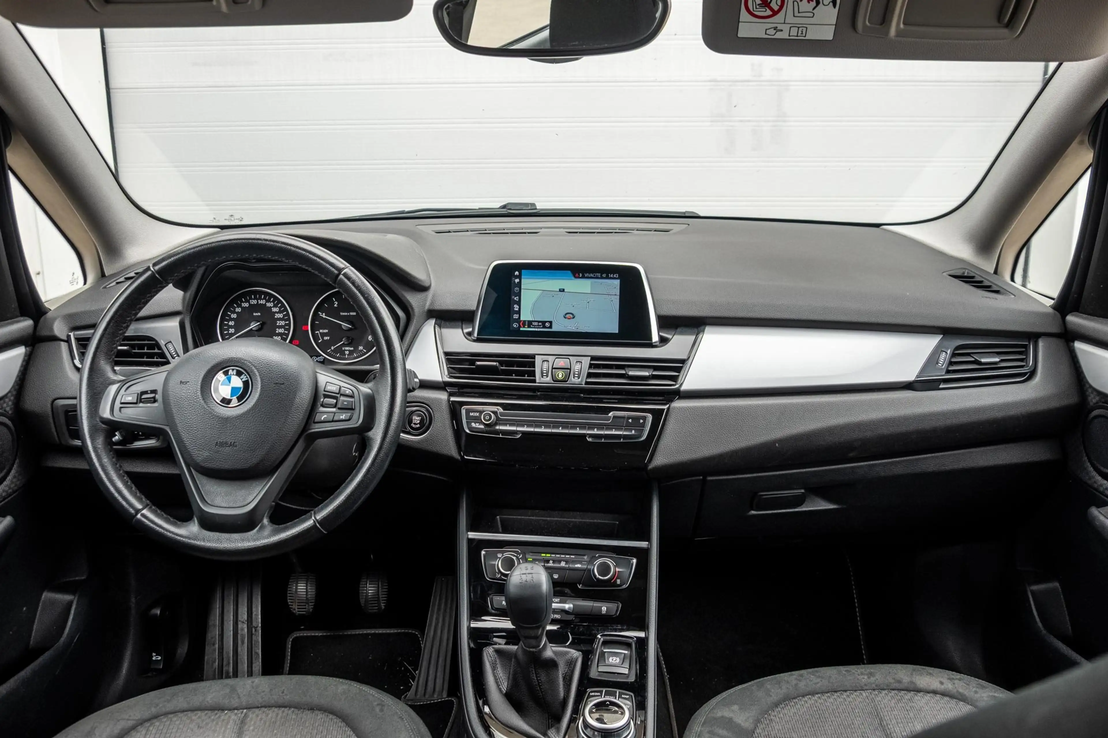 BMW 214 GRAN TOURER Sport line | 7 PLACES | ATTACHE REMORQUE | GARANTIE 12-60M — photo 7