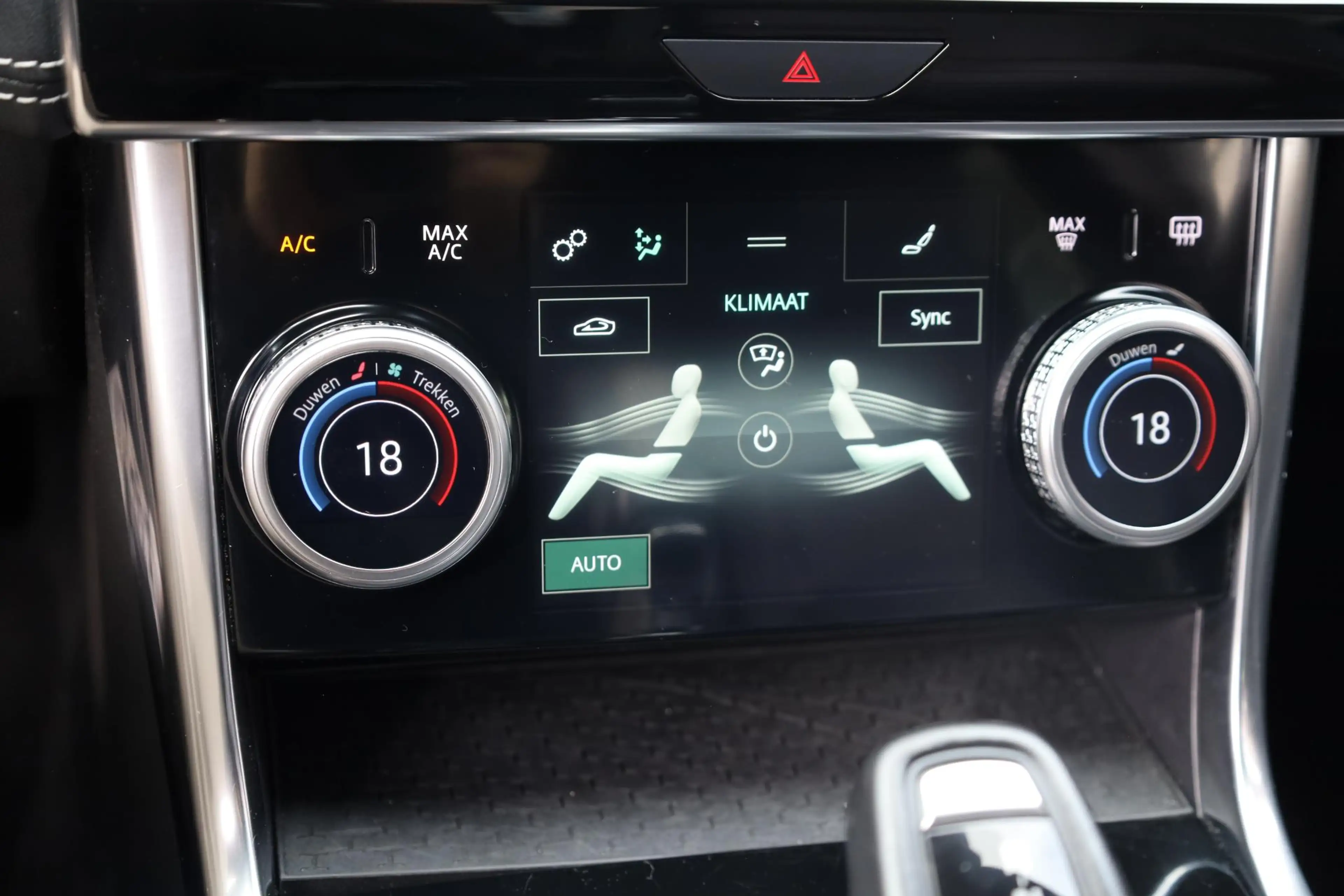 Jaguar XE 2.0 P250 HSE R-Dynamic STOELVERW. MEMORY CAMERA CA — photo 27