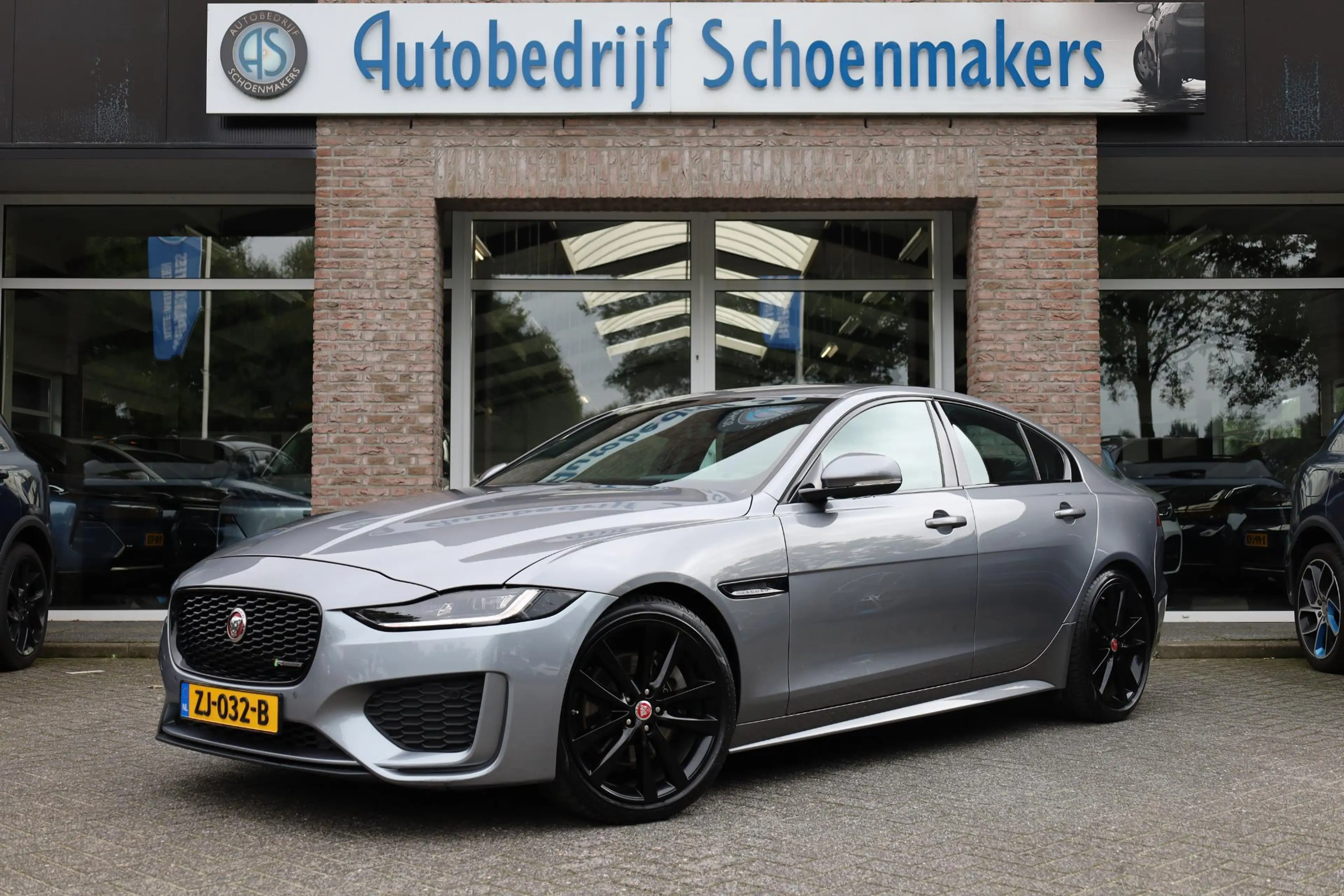 Jaguar XE 2.0 P250 HSE R-Dynamic STOELVERW. MEMORY CAMERA CA — photo 46