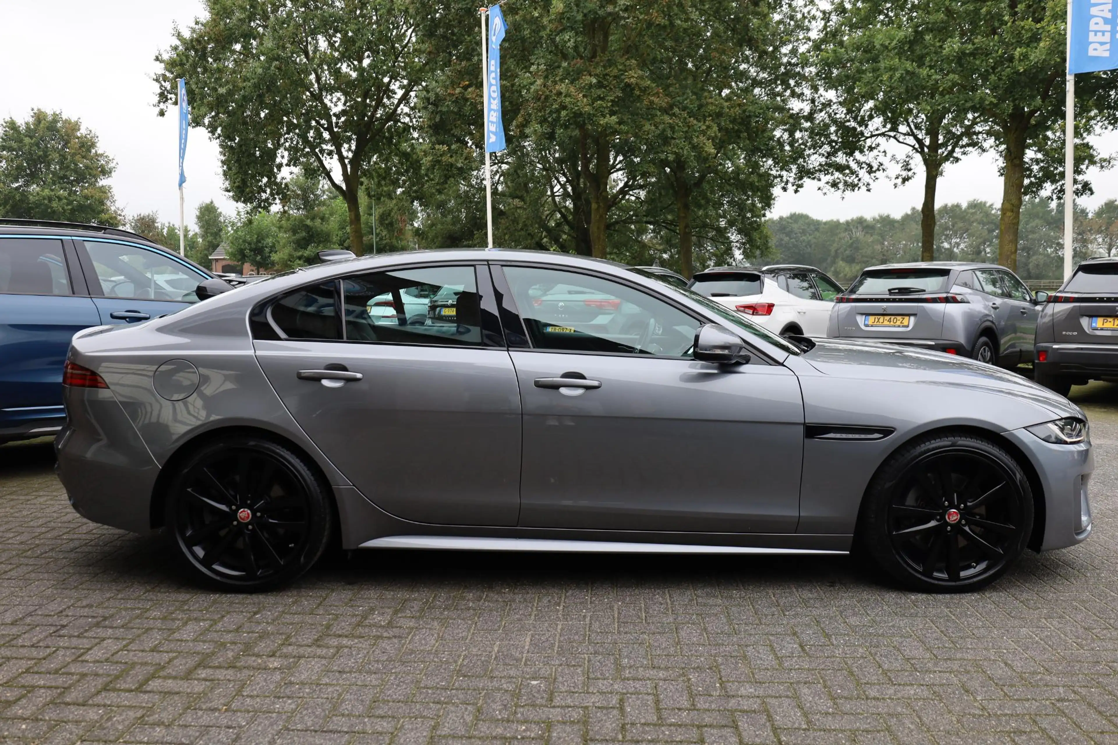 Jaguar XE 2.0 P250 HSE R-Dynamic STOELVERW. MEMORY CAMERA CA — photo 4