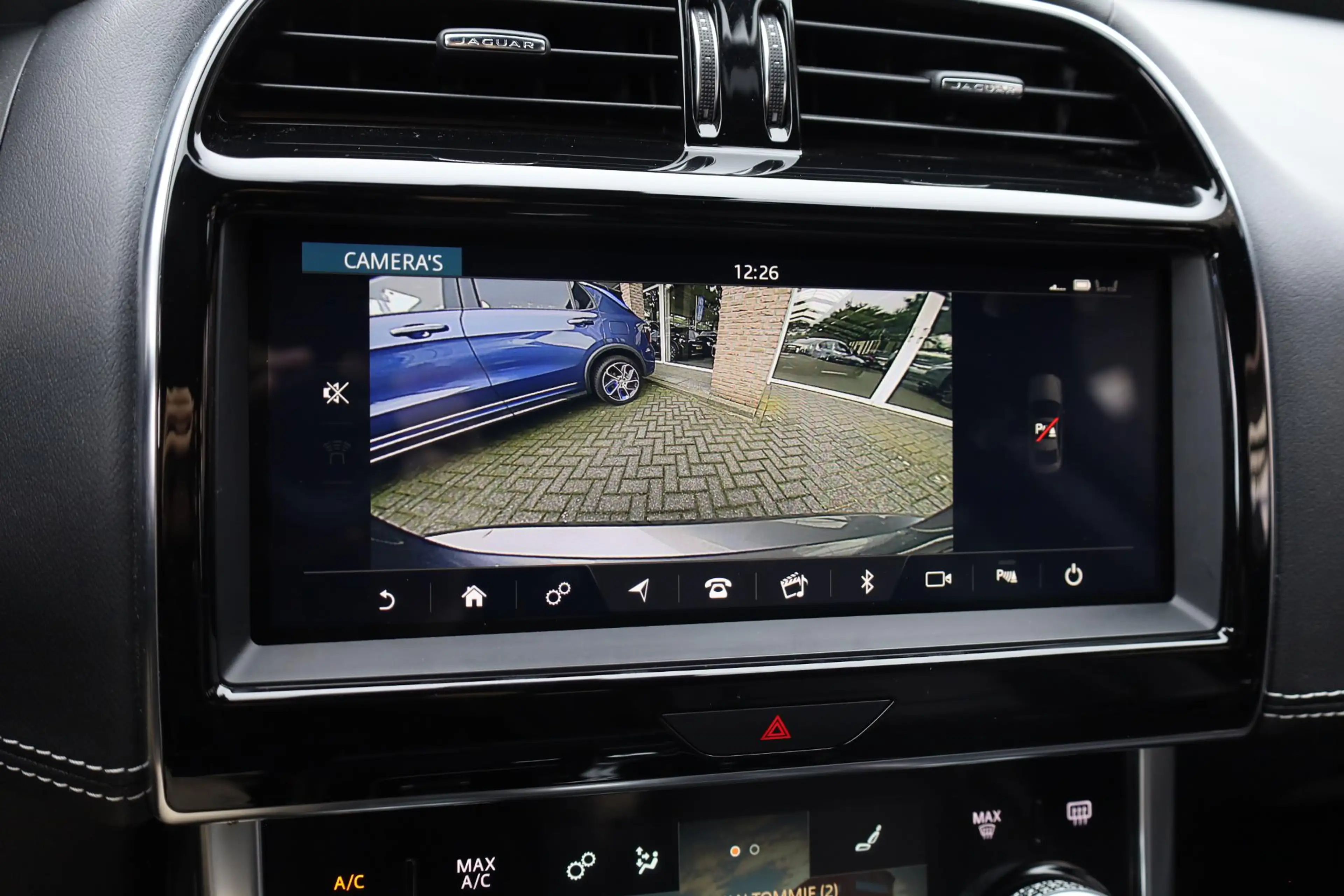Jaguar XE 2.0 P250 HSE R-Dynamic STOELVERW. MEMORY CAMERA CA — photo 34