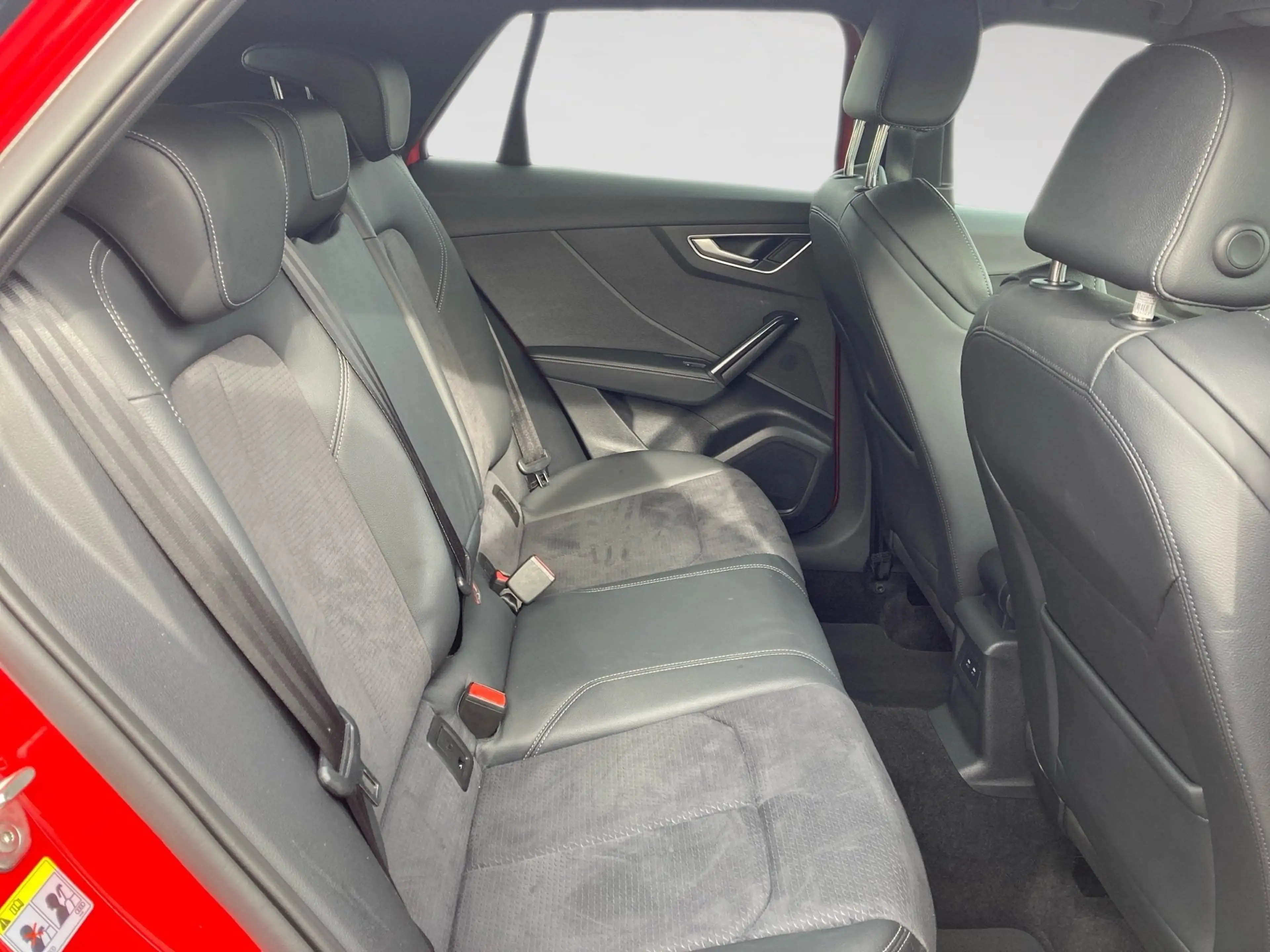 Audi SQ2 QUATTRO 2.0TFSI 300PS.STRONIC.MATRIX.NAVI.AHK.B&O. — photo 10