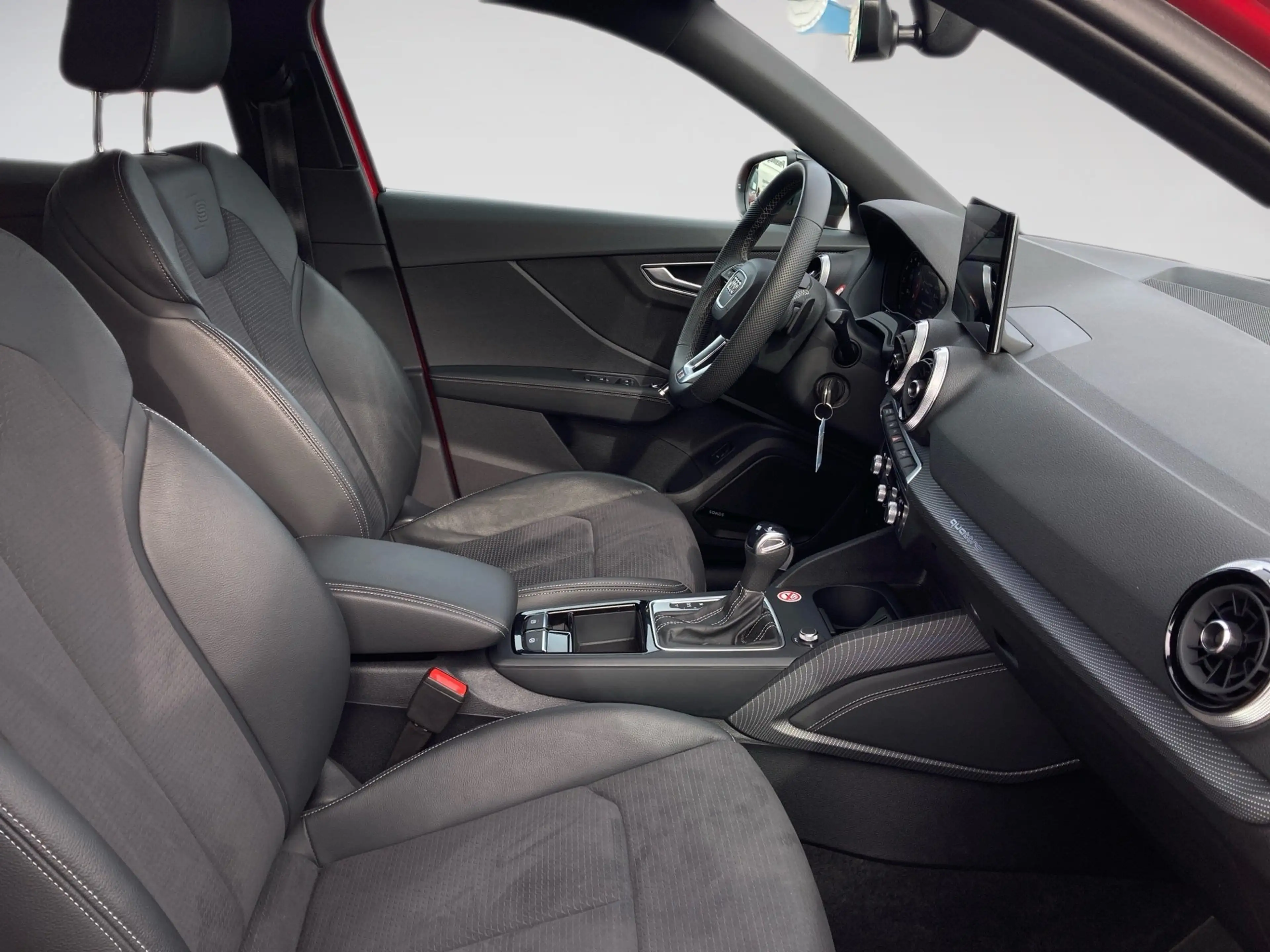 Audi SQ2 QUATTRO 2.0TFSI 300PS.STRONIC.MATRIX.NAVI.AHK.B&O. — photo 9