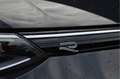 Volkswagen Golf 1.5 eTSI R-Line | ACC | CAMERA | SFEERVERLICHTING Zwart - thumbnail 24