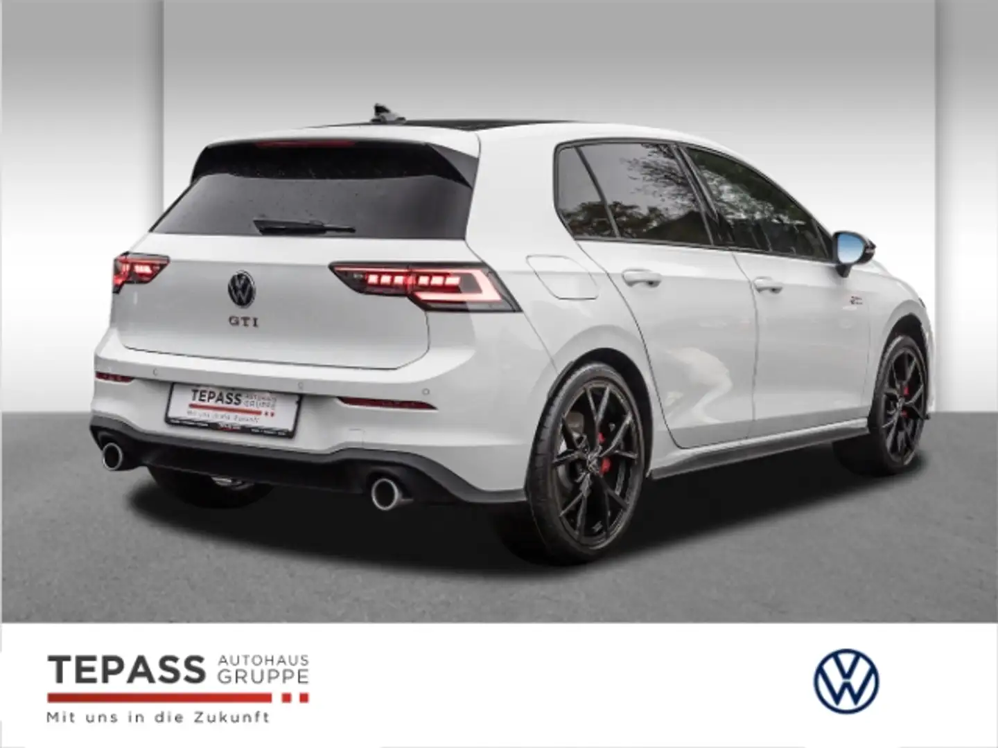 Volkswagen Golf GTI 2.0 TSI NAVI BLACK STYLE IQ Wit - 2