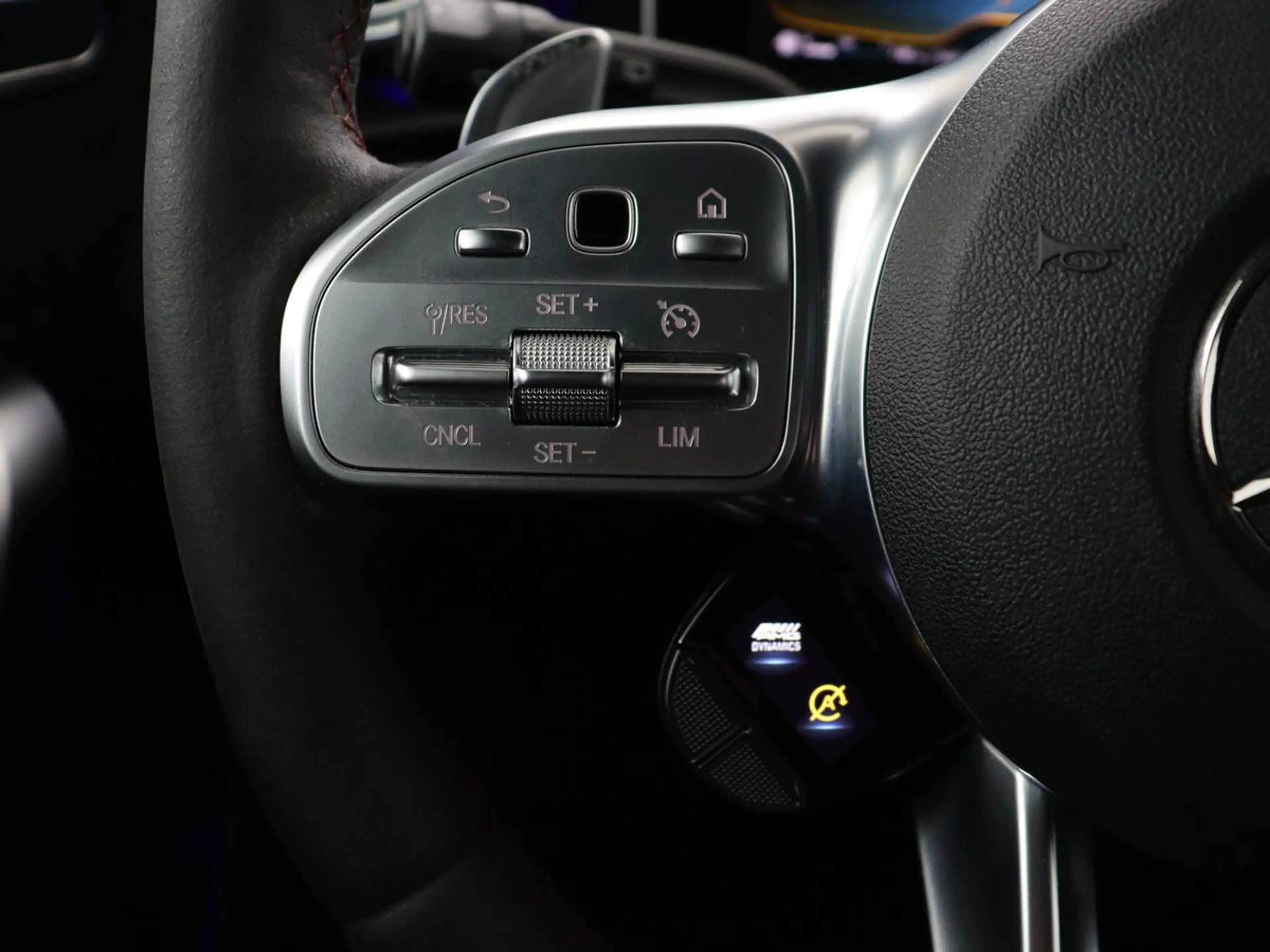 Mercedes-Benz A 35 AMG 4Matic Night | Panoramadak | Carplay | Widescreen — photo 19