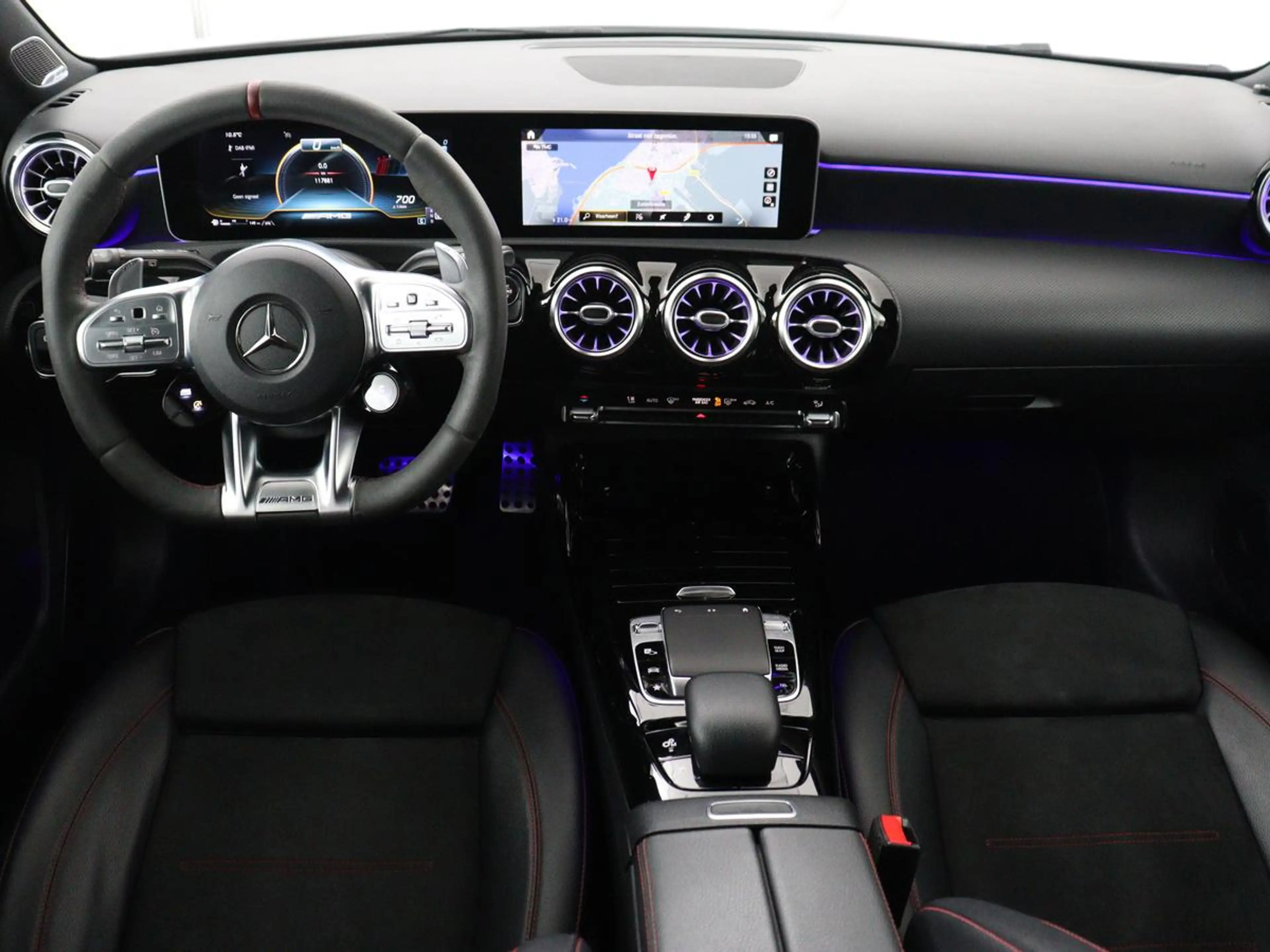 Mercedes-Benz A 35 AMG 4Matic Night | Panoramadak | Carplay | Widescreen — photo 10