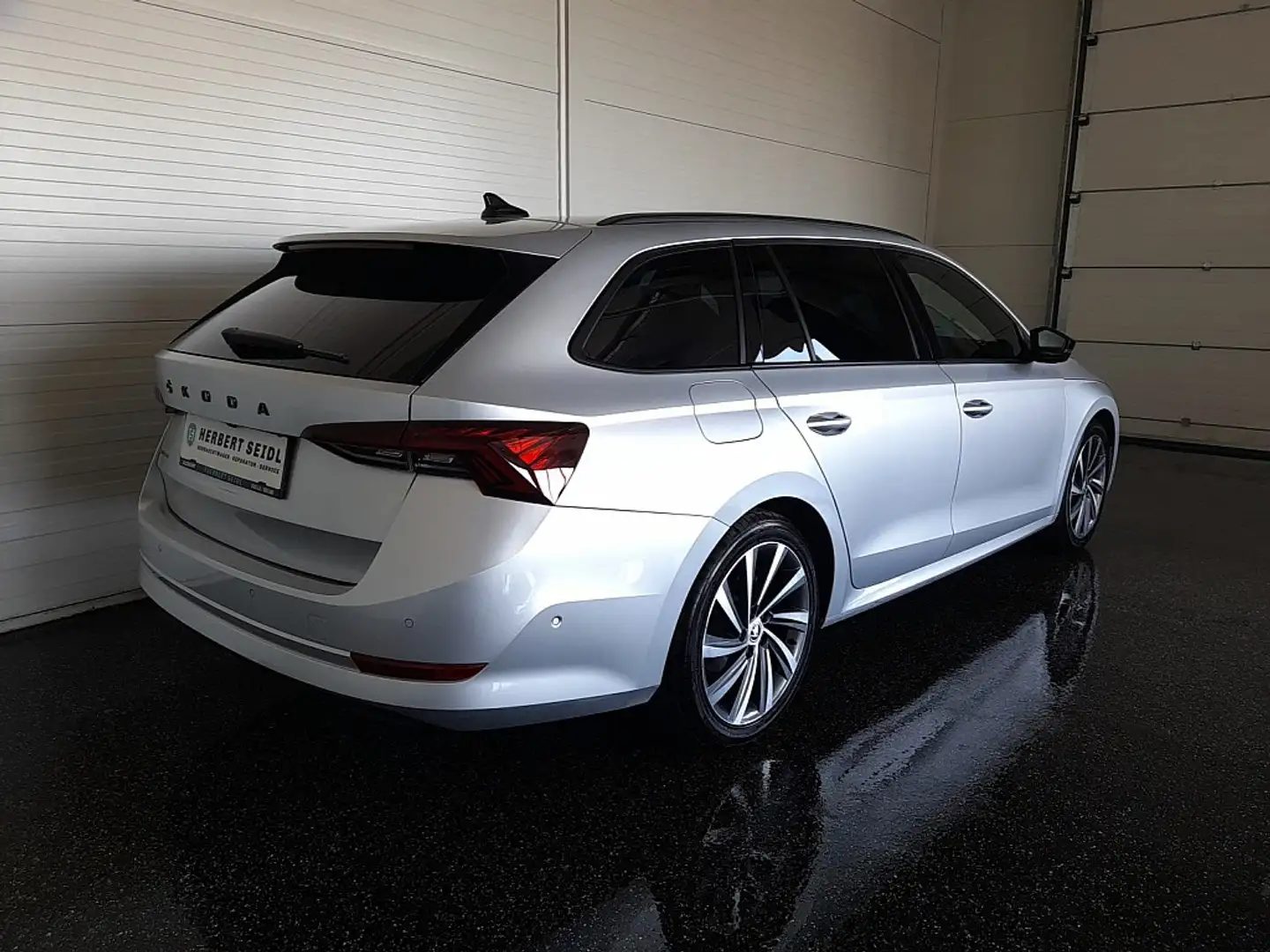 Skoda Octavia Combi RS-SPORT 2,0 TDI DSG *OPTIKPAKET SCHWARZ ... Argento - 2