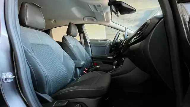 Ford Puma view 12