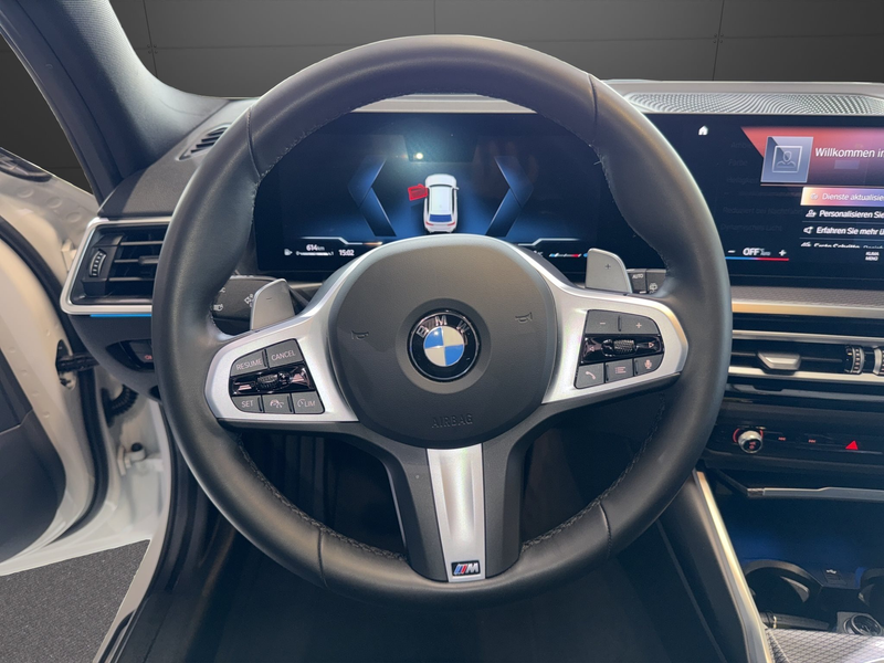 BMW 320 i Touring M-Sportpaket NP 66.198,- AHK RFK — photo 13