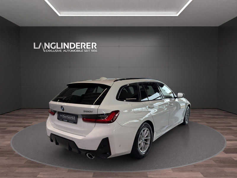 BMW 320 i Touring M-Sportpaket NP 66.198,- AHK RFK — photo 3