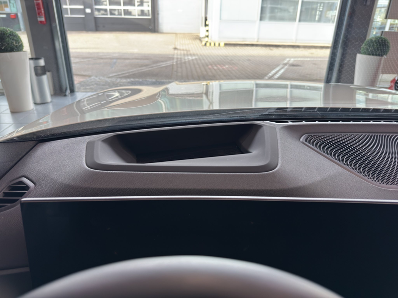 BMW 320 i Touring M-Sportpaket NP 66.198,- AHK RFK — photo 14