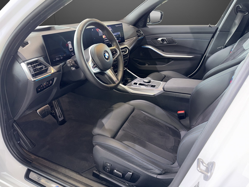 BMW 320 i Touring M-Sportpaket NP 66.198,- AHK RFK — photo 10