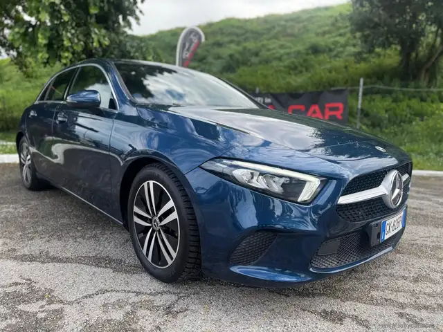 Mercedes-Benz A-Class view 3