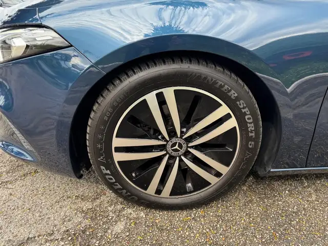 Mercedes-Benz A-Class view 5