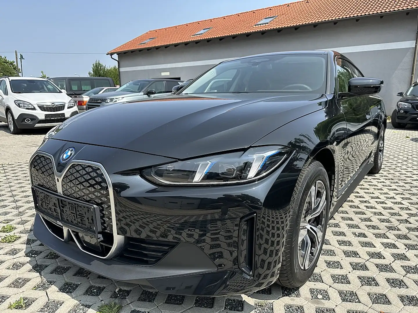 BMW i4 Gran Coupe eDrive40 81,3kWh Schwarz - 1