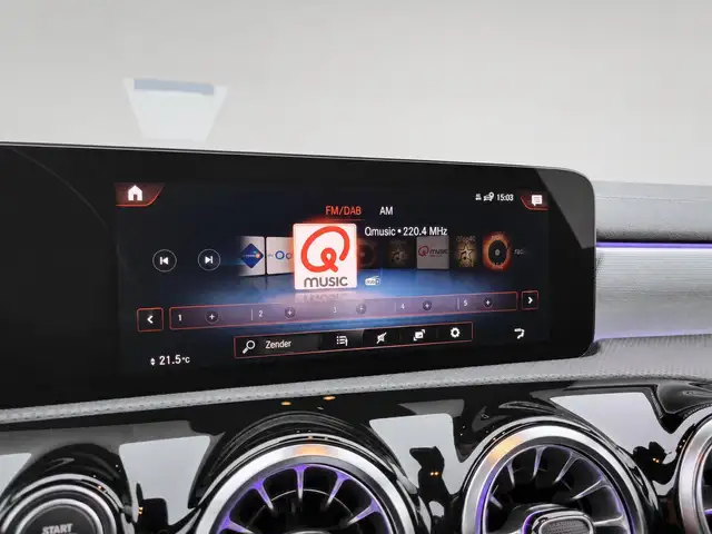Mercedes-Benz 250 view 22