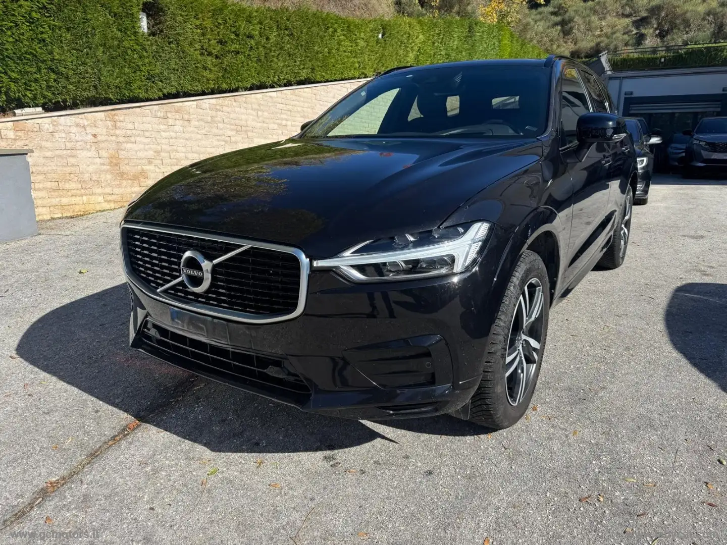 Volvo XC60 D4 Geartronic R-design Negro - 1