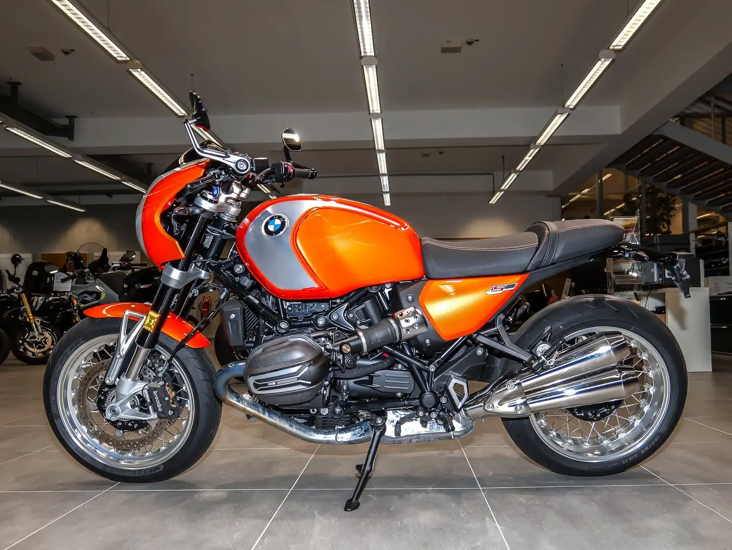 BMW R 12 nineT S inkl. Soziuspaket Naranja - 2