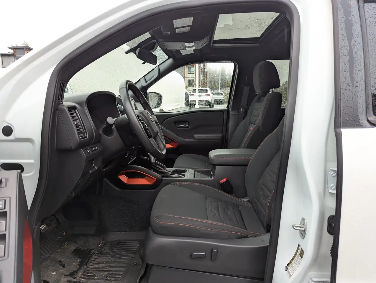 Nissan Frontier снимка Nissan Frontier