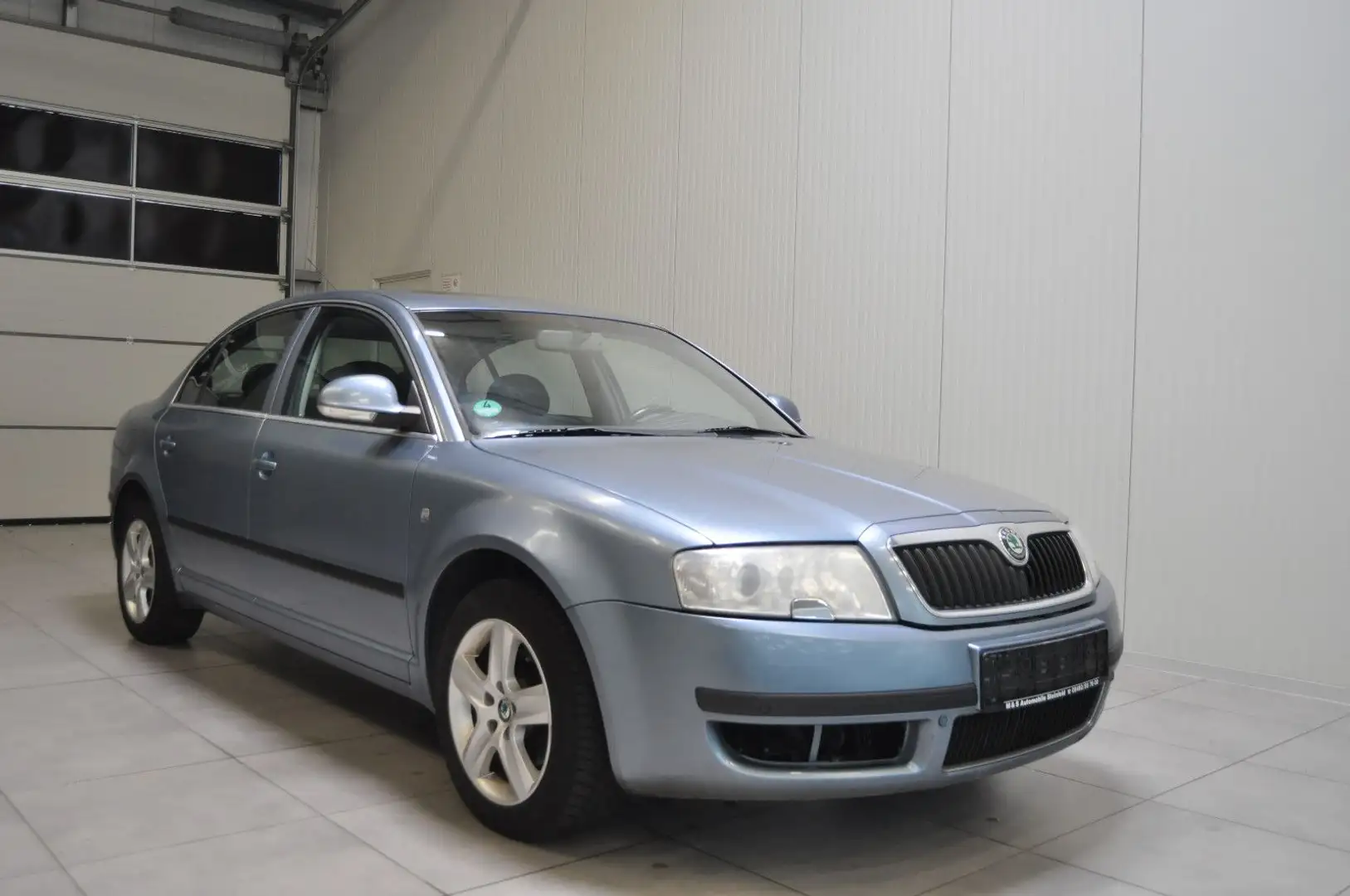 Skoda Superb 1.8T Grigio - 1