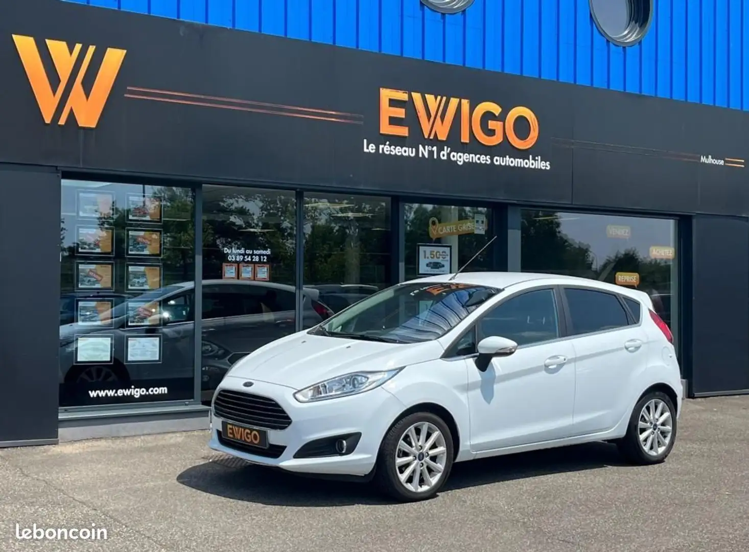 Ford Fiesta 1.0 EcoBoost 100ch TITANIUM Blanc - 1