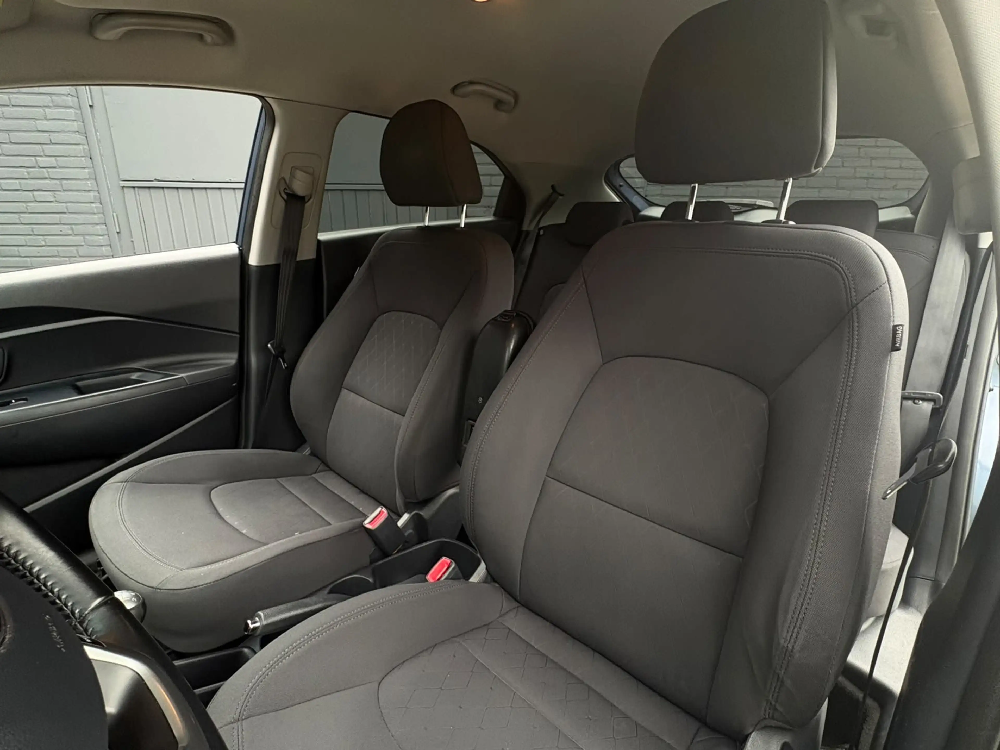 Kia Rio 1.2 CVVT DynamicLine | Navi | Camera | Facelift — photo 8