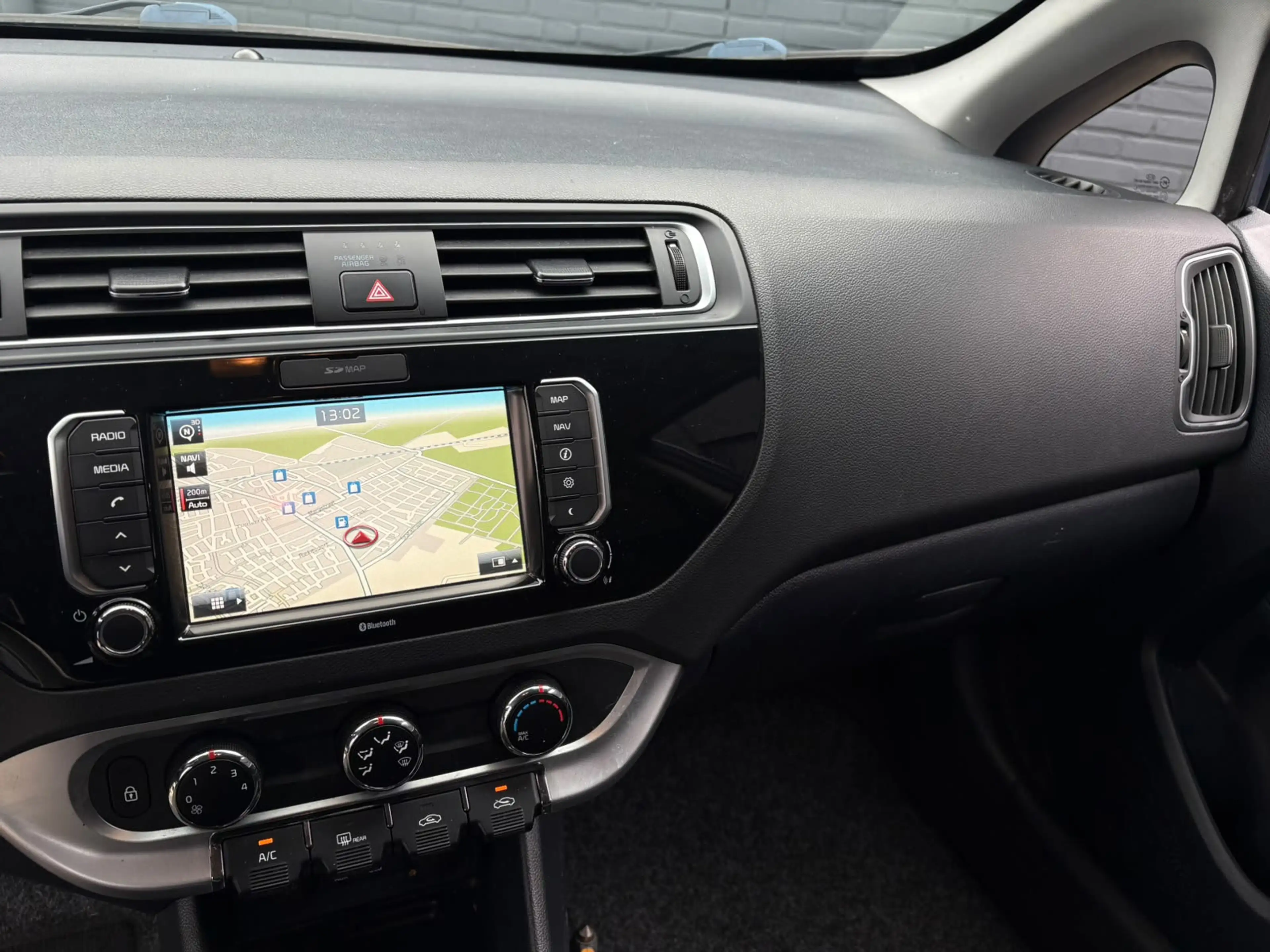 Kia Rio 1.2 CVVT DynamicLine | Navi | Camera | Facelift — photo 10