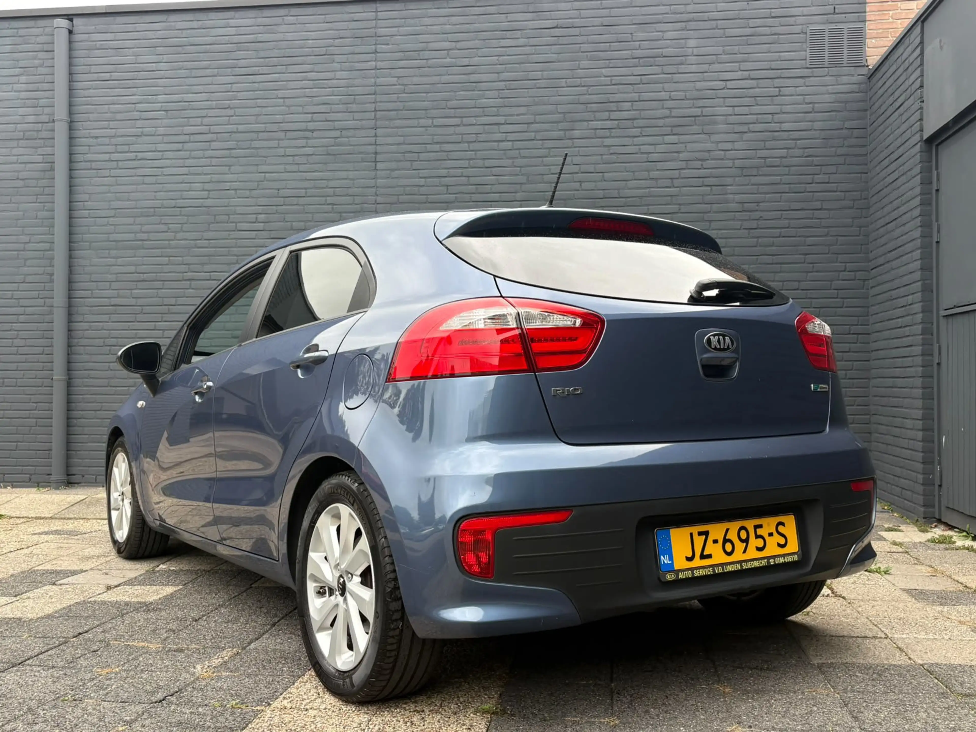 Kia Rio 1.2 CVVT DynamicLine | Navi | Camera | Facelift — photo 3
