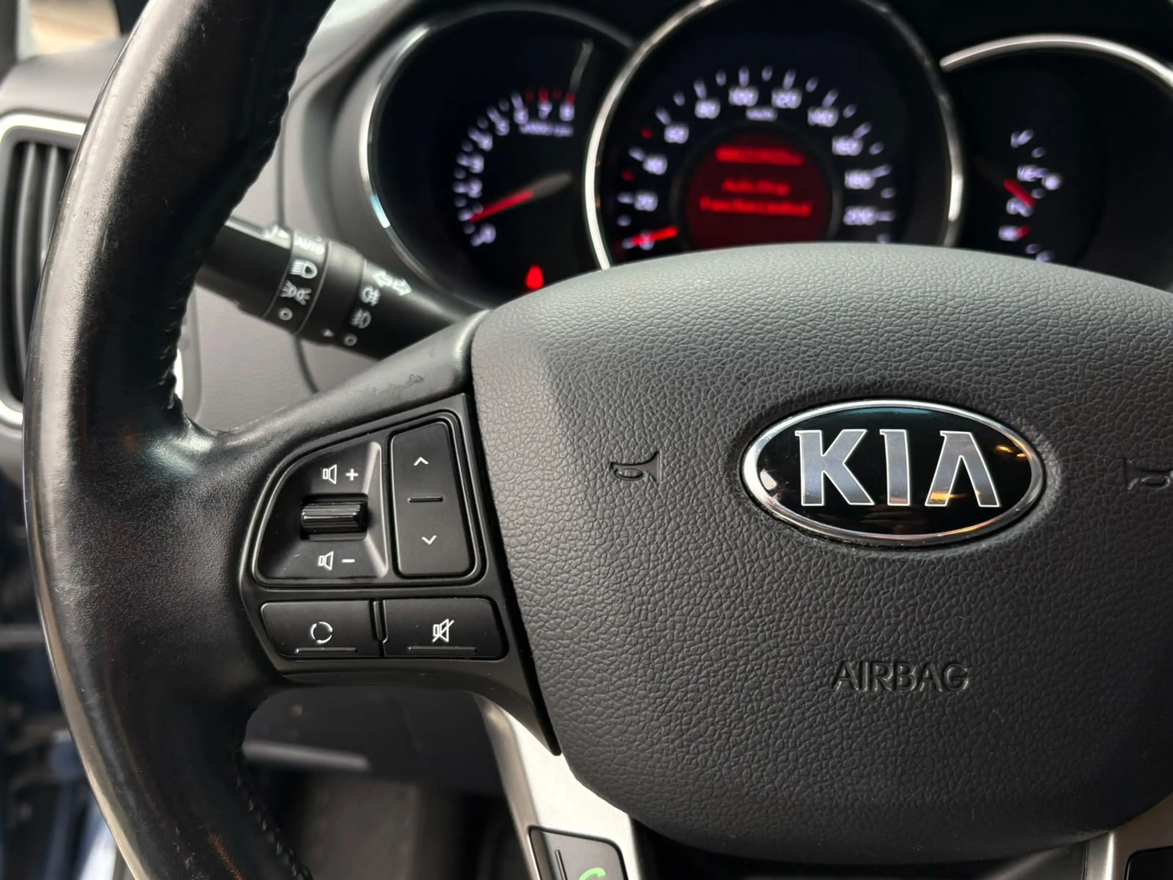 Kia Rio 1.2 CVVT DynamicLine | Navi | Camera | Facelift — photo 12