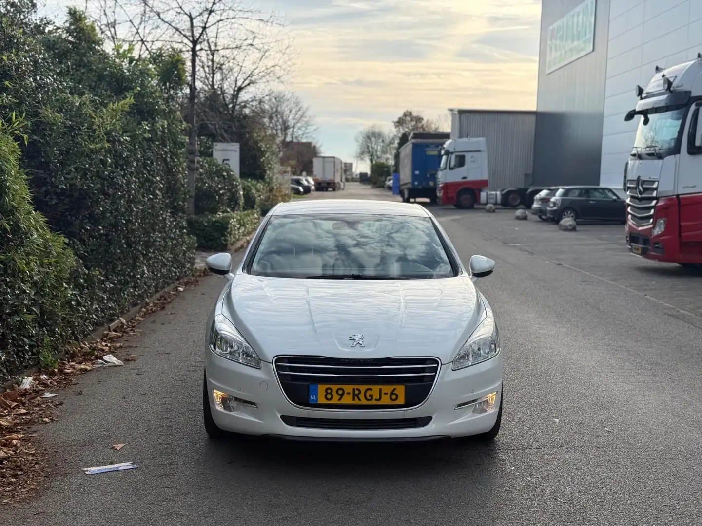 Peugeot 508 1.6 THP 156PK AUTOMAAT KEYLESS/NAVIGATIE/LEDER! NE Wit - 2