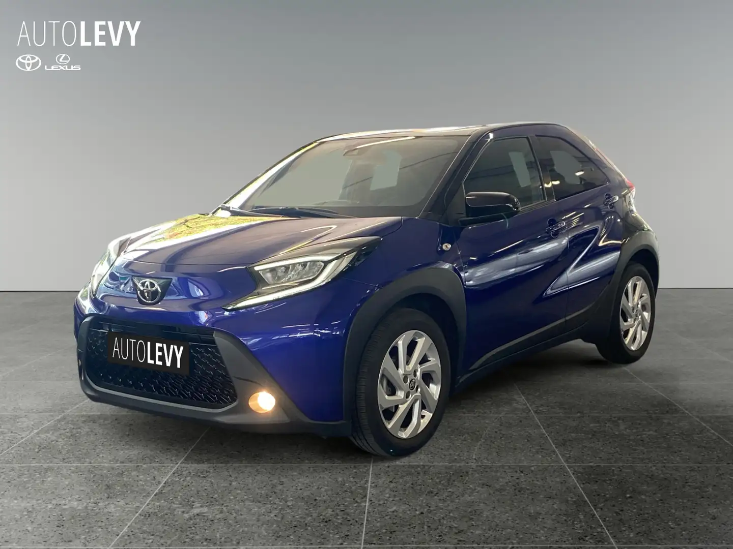 Toyota Aygo X 1.0 Pulse *CARPLAY*LED+KOMFORTPAKET* Bleu - 2