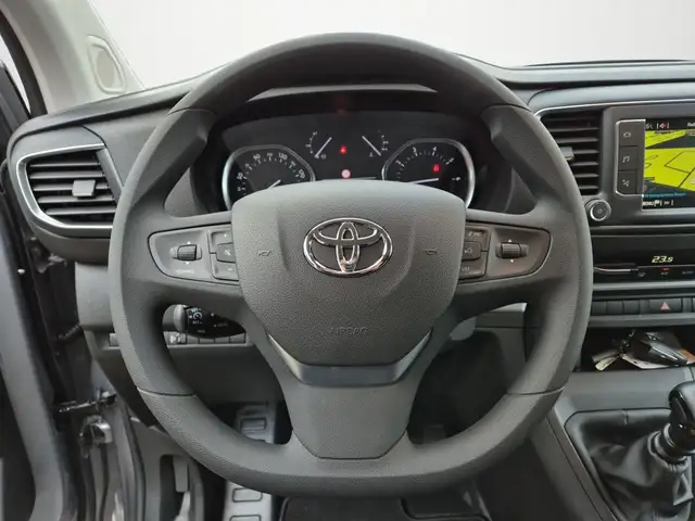 Toyota Proace view 10