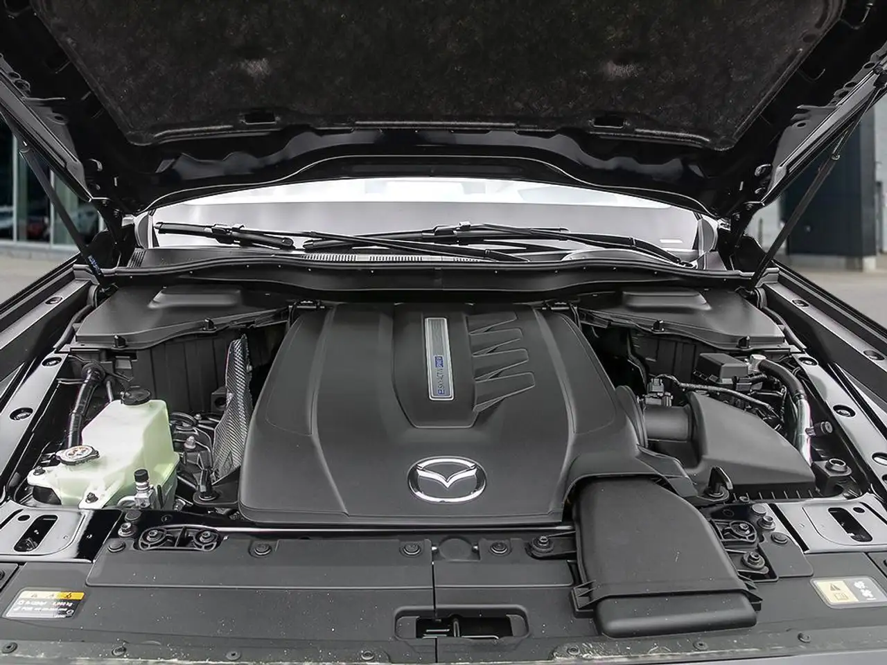 Mazda CX-70 PHEV снимка Mazda CX-70 PHEV