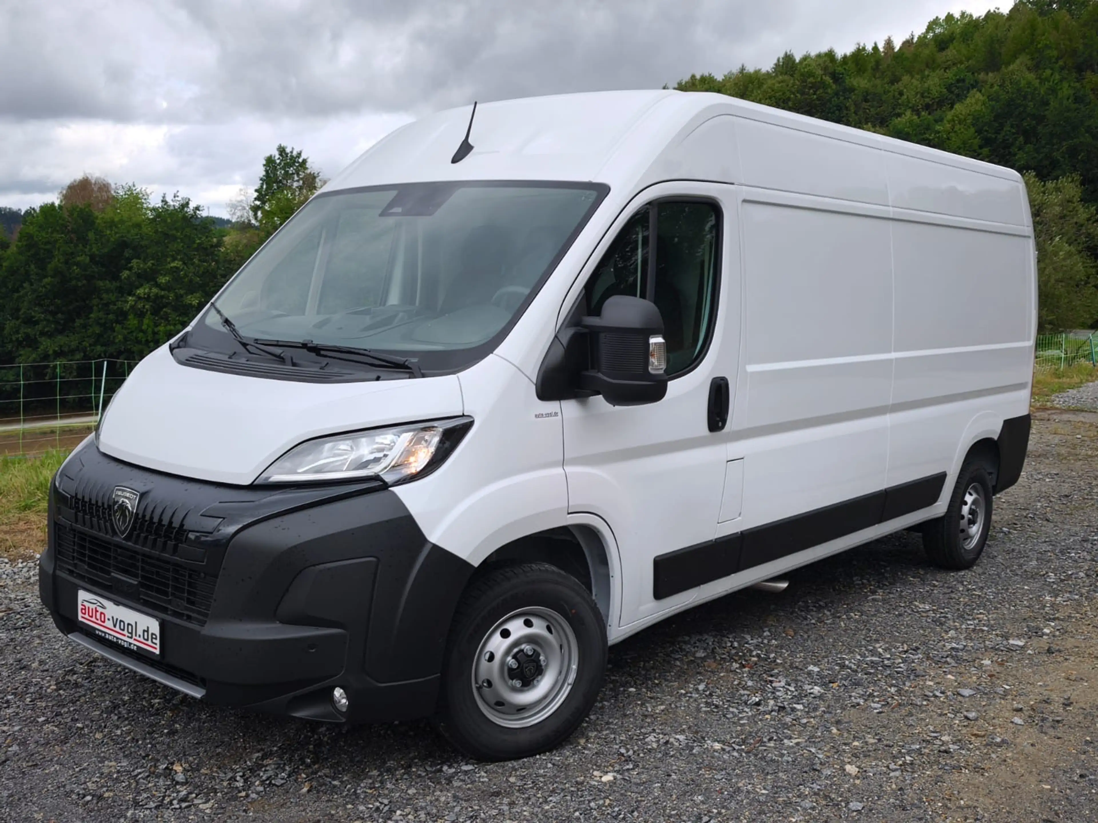 Peugeot Boxer Kasten L3H2 335 BlueHDi 140 7"Zoll,RFK,Klimaautomatik,NSW,360°Parksensoren,Hecktüren 270°,