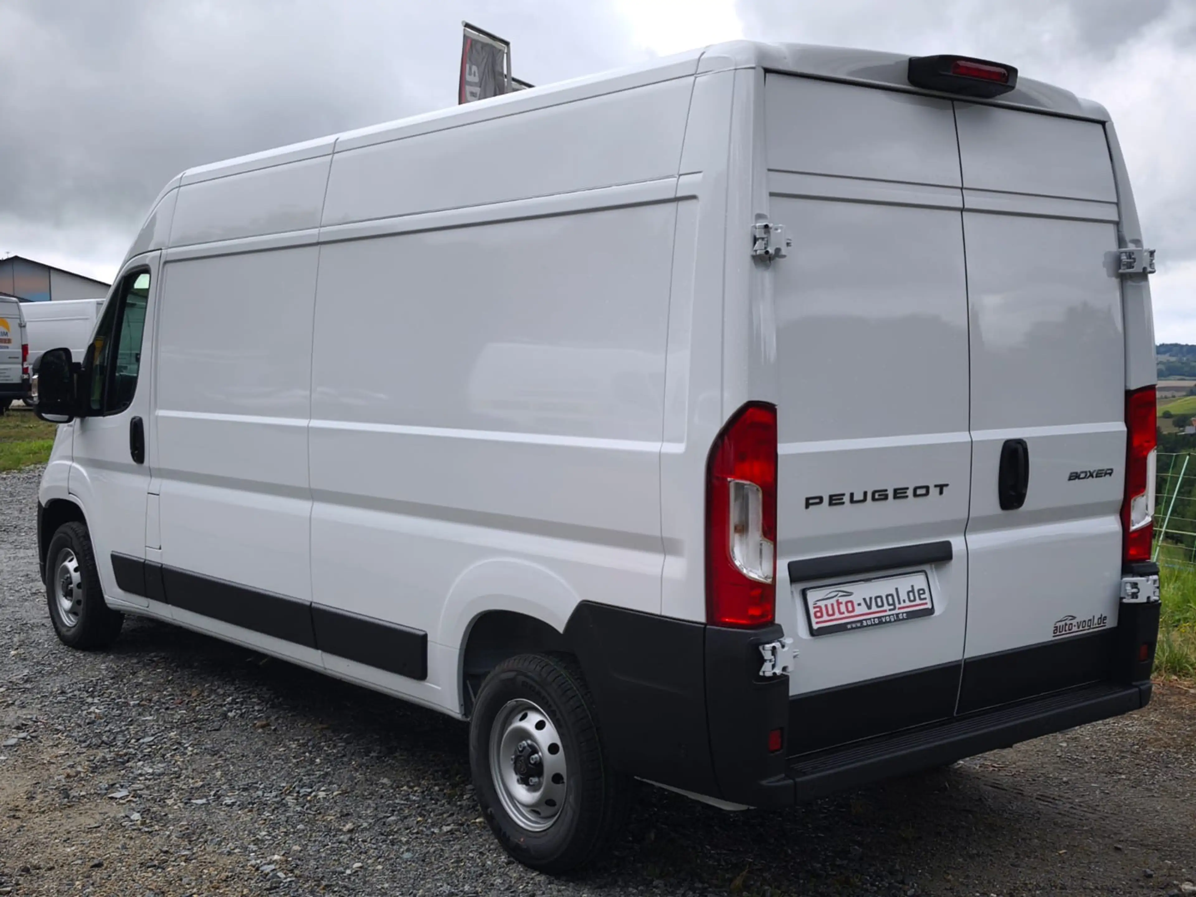 Peugeot Boxer Kasten L3H2 335 BlueHDi 140 7"Zoll,RFK,Klimaautomatik,NSW,360°Parksensoren,Hecktüren 270°, — photo 6