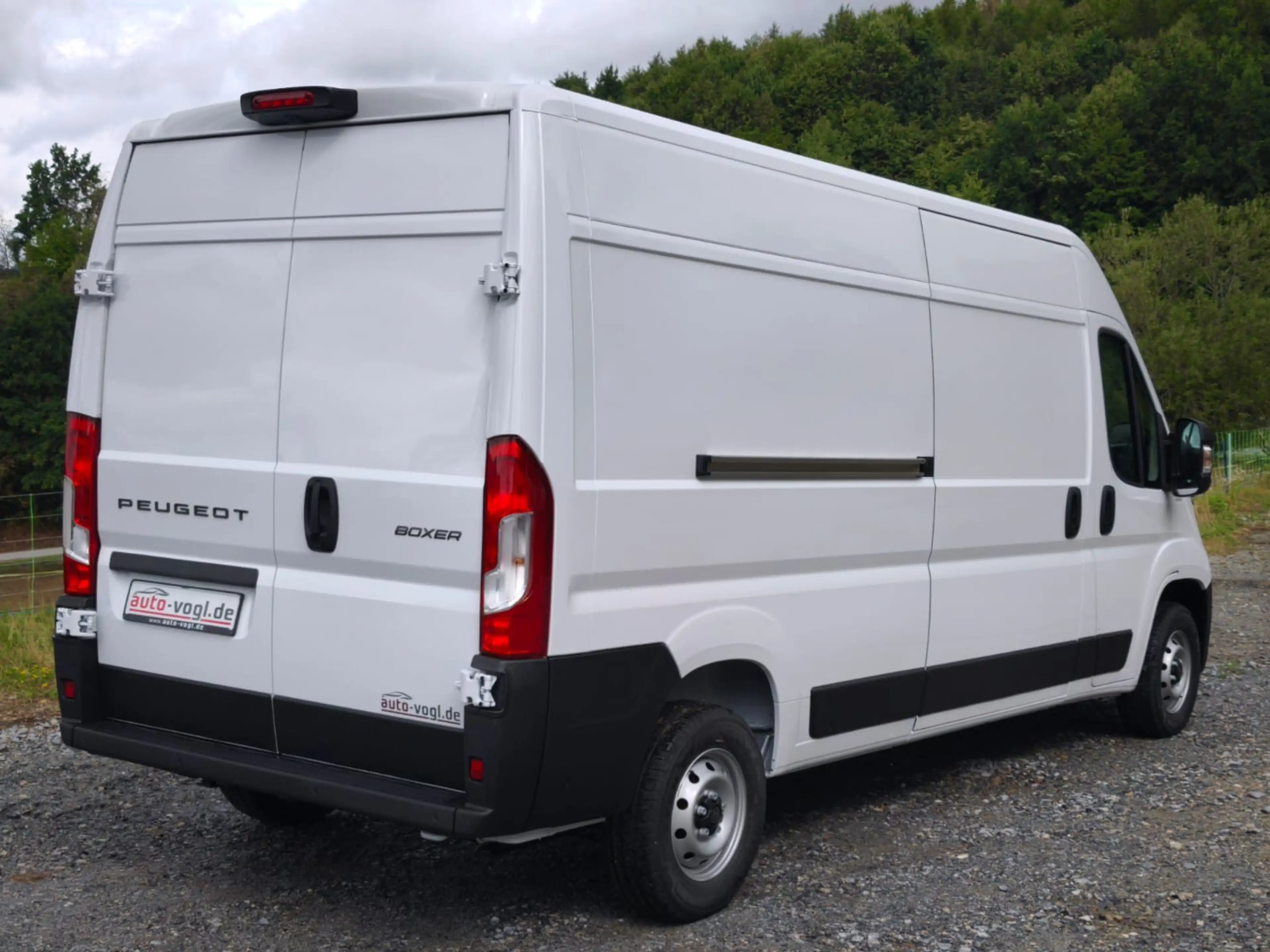 Peugeot Boxer Kasten L3H2 335 BlueHDi 140 7"Zoll,RFK,Klimaautomatik,NSW,360°Parksensoren,Hecktüren 270°, — photo 8