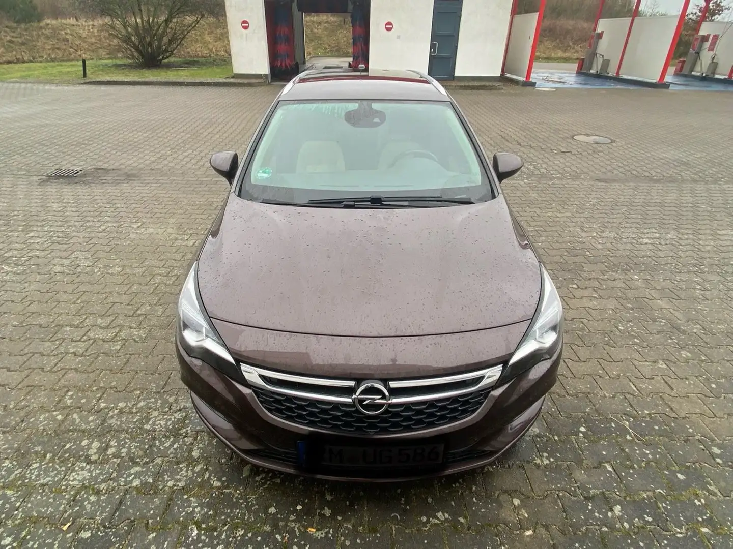 Opel Astra 1.6 D (CDTI) Start/Stop Sports Tourer Innovation Braun - 2