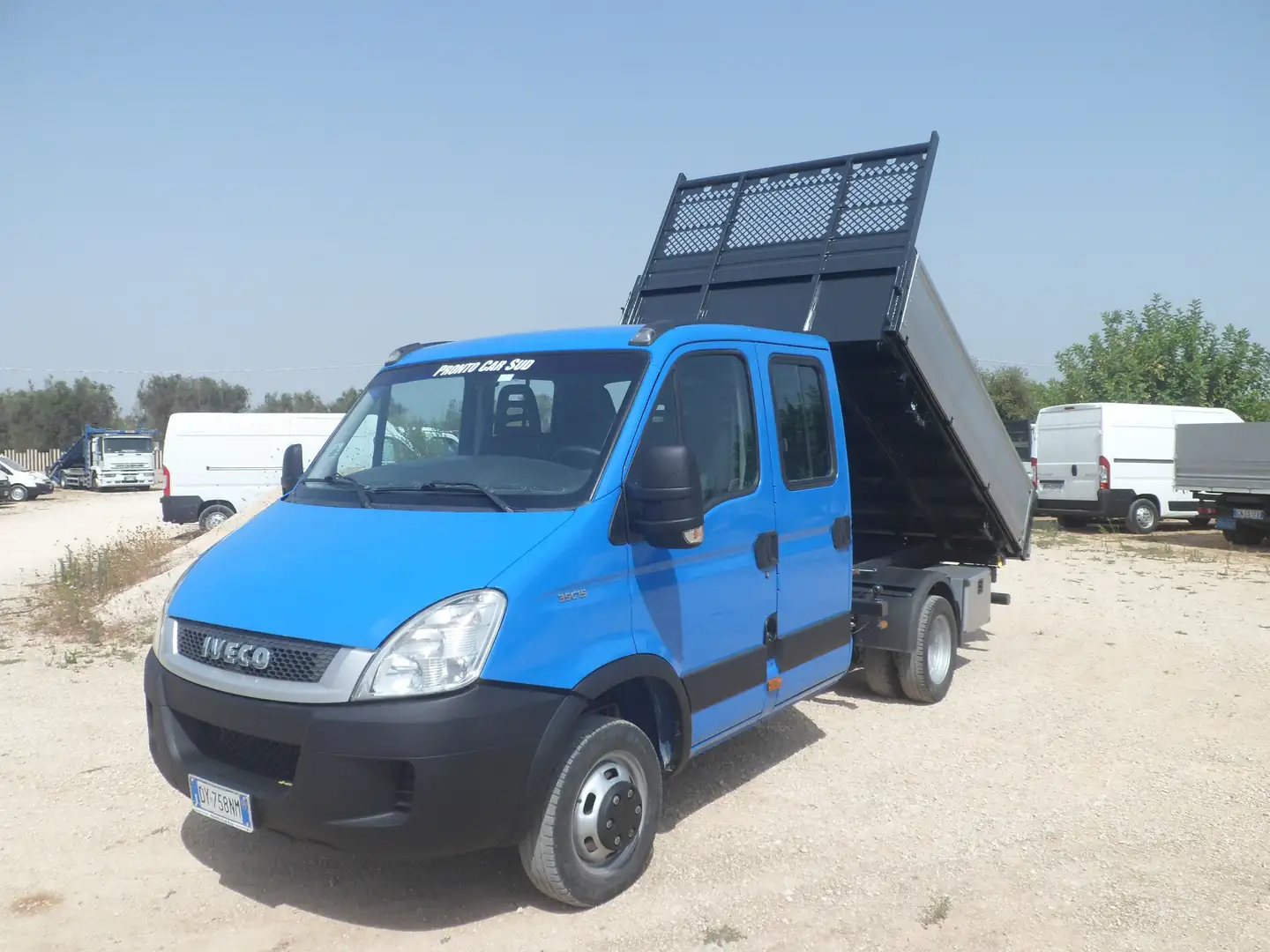 Iveco Daily 35c15 doppia cabina ribaltabile Azul - 1