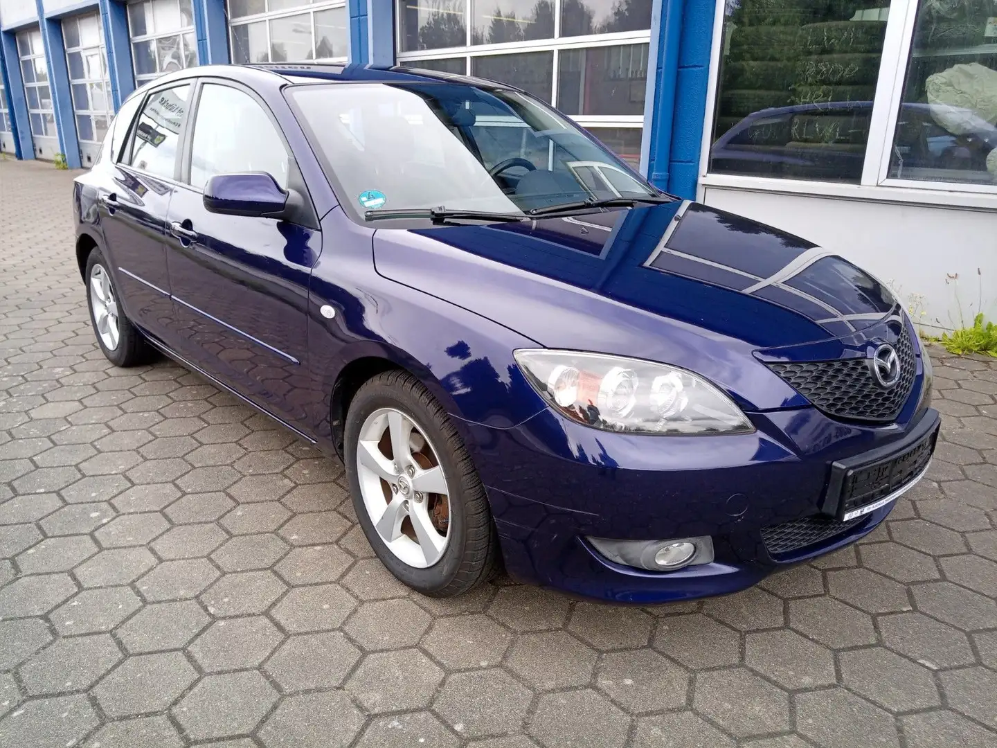 Mazda 3 Lim. 1.6 Sport Active/HU neu Blauw - 1