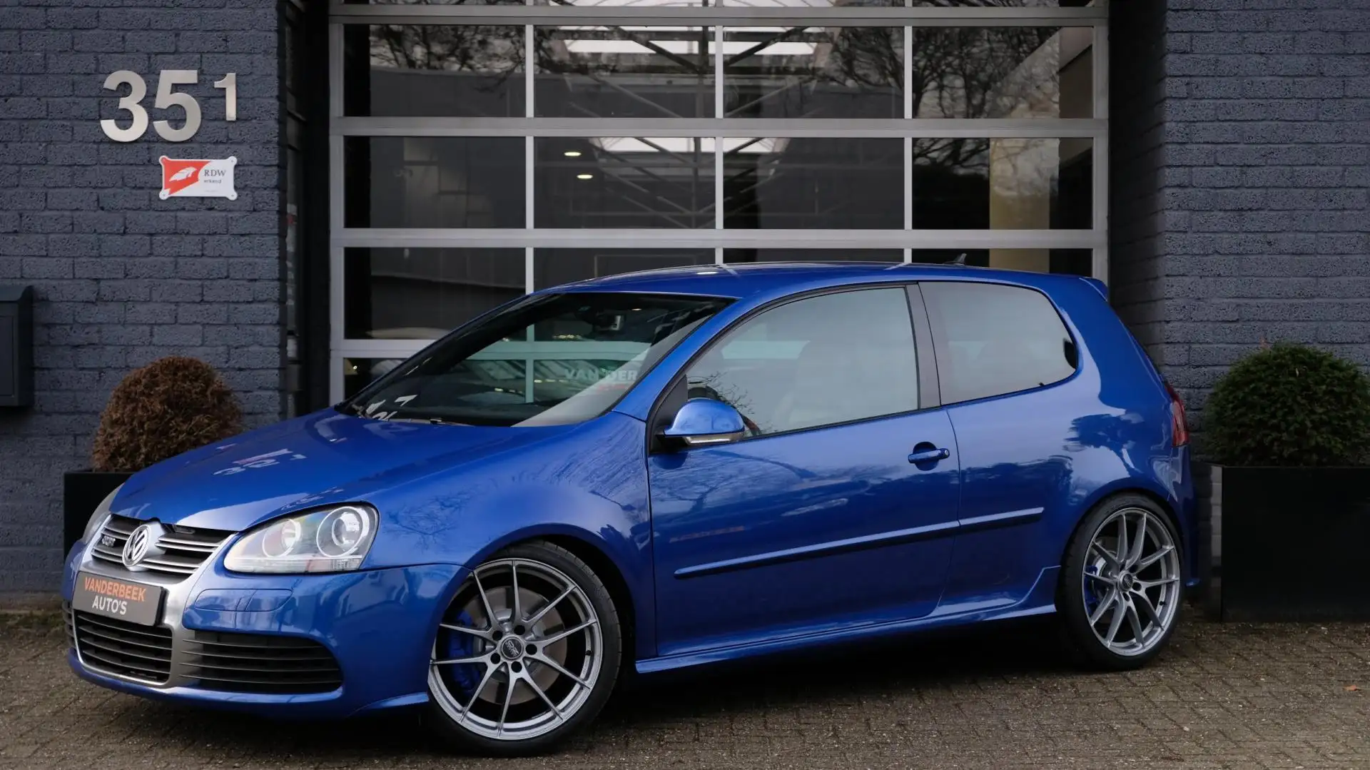 Volkswagen Golf 3.2 R32 250PK OZ Leggera | Leder Blauw - 1