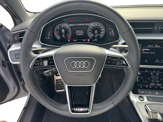 Audi A6 view 13