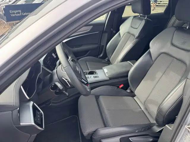 Audi A6 view 17