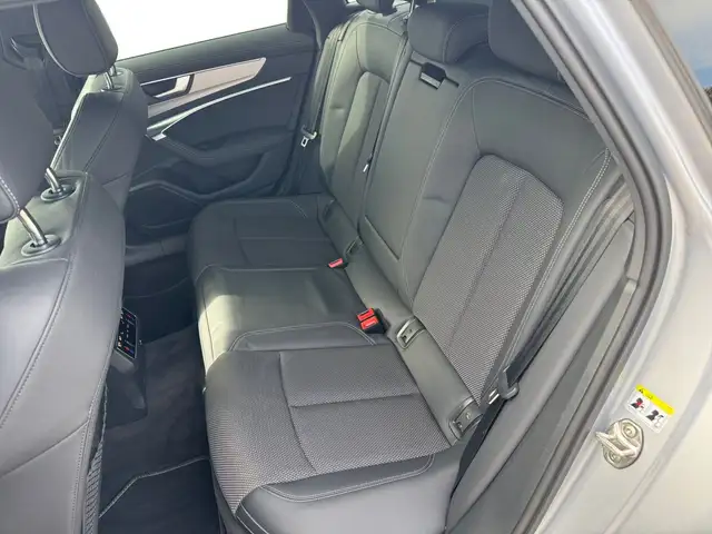 Audi A6 view 10