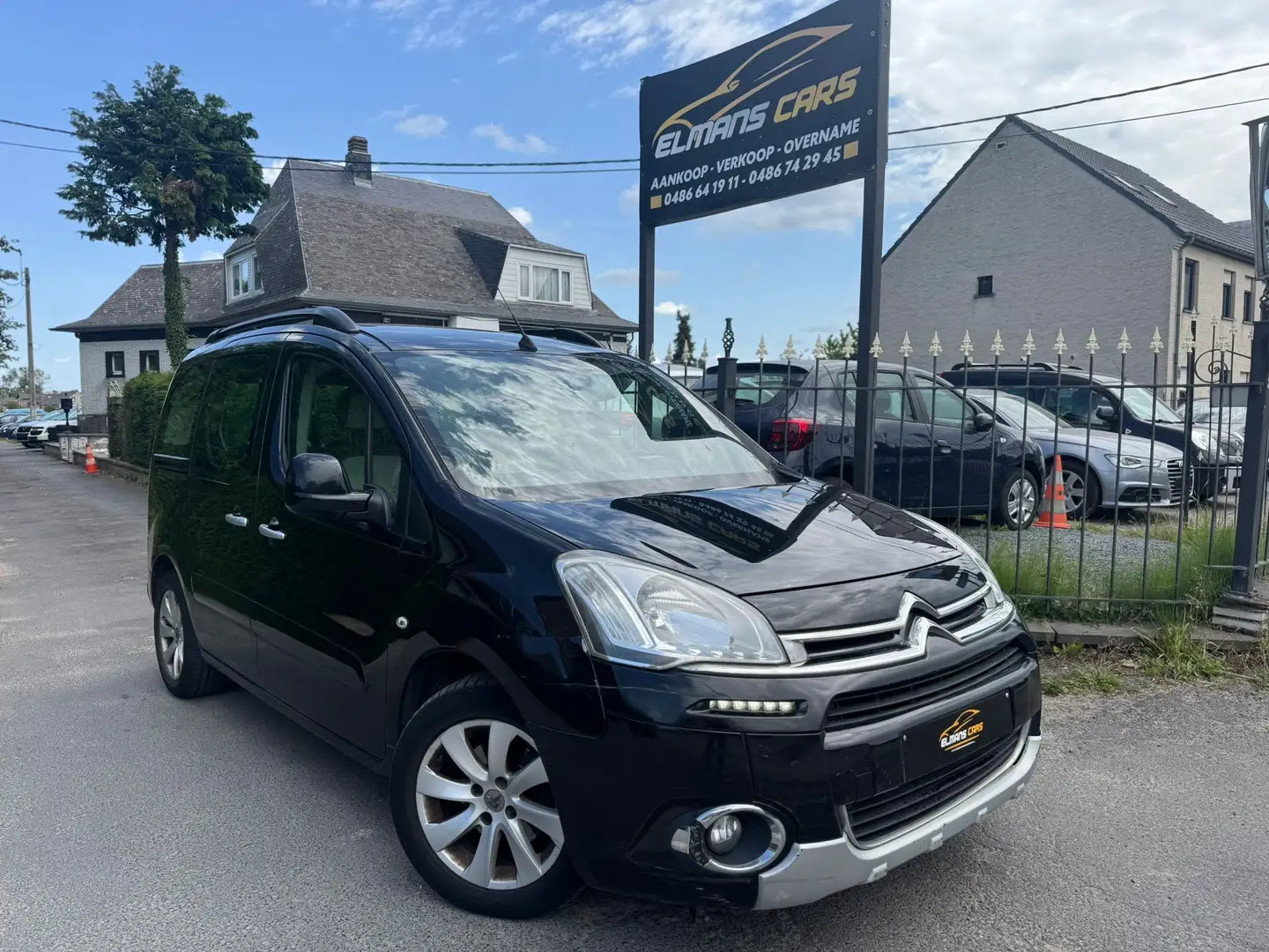 Citroen Berlingo 1.6 e-HDi // 2015 // Navi // Jantes // Led - 1