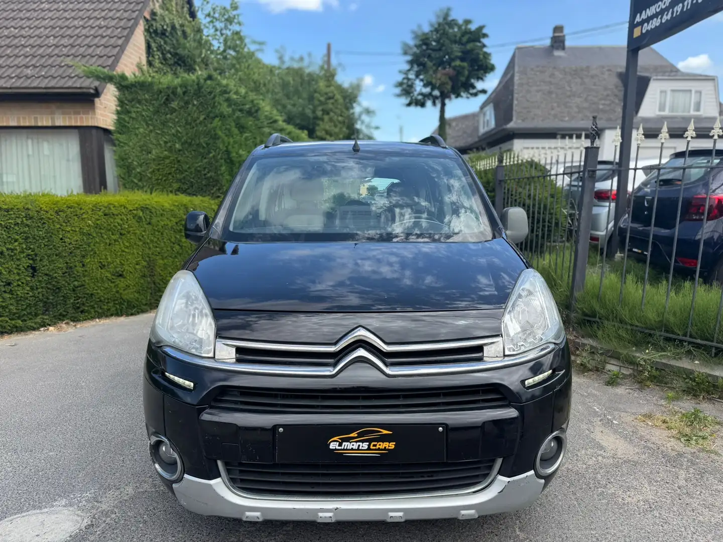 Citroen Berlingo 1.6 e-HDi // 2015 // Navi // Jantes // Led - 2